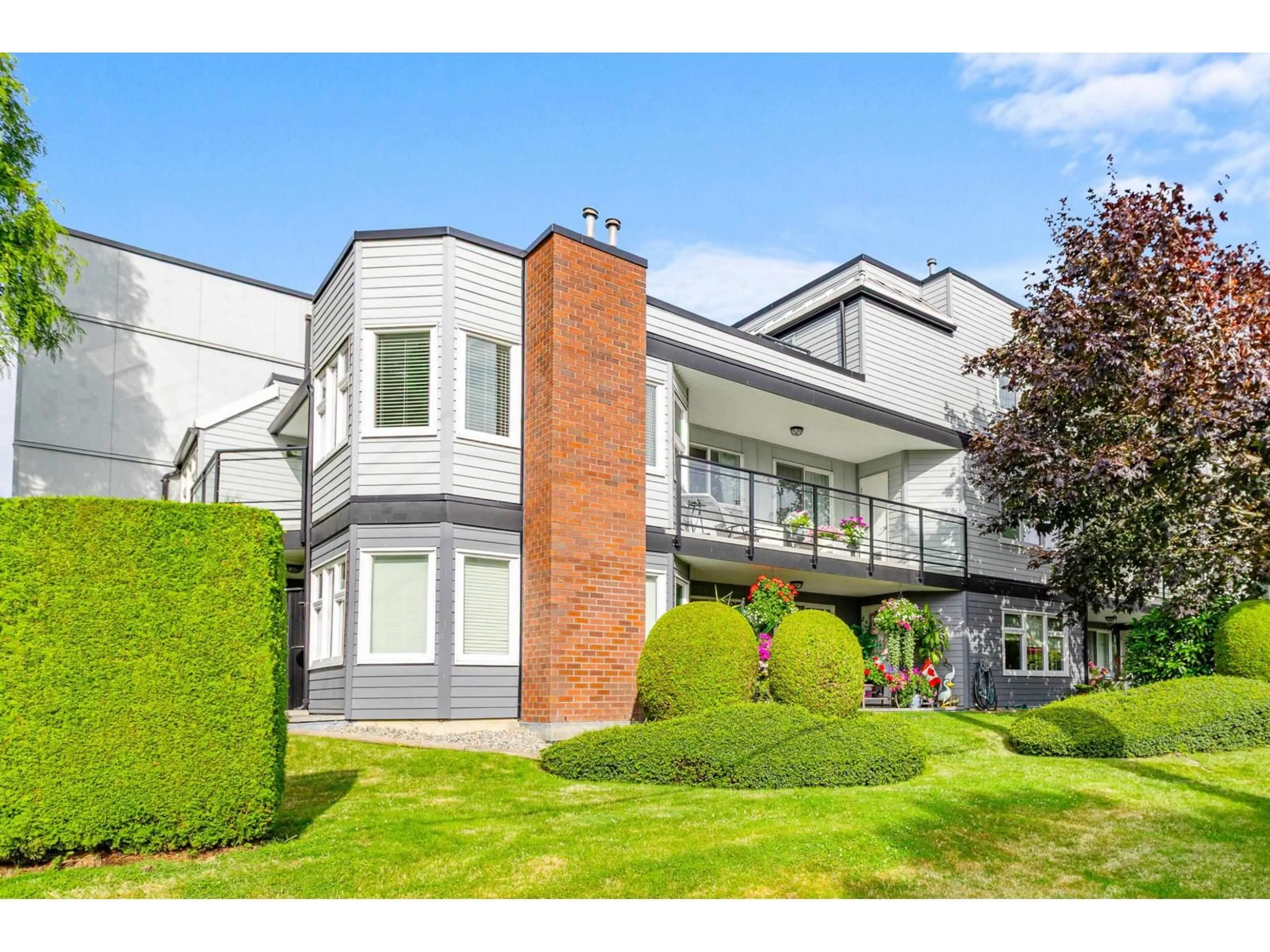 Unknown for 307 - 1273 MERKLIN, White Rock British Columbia V4B4B8