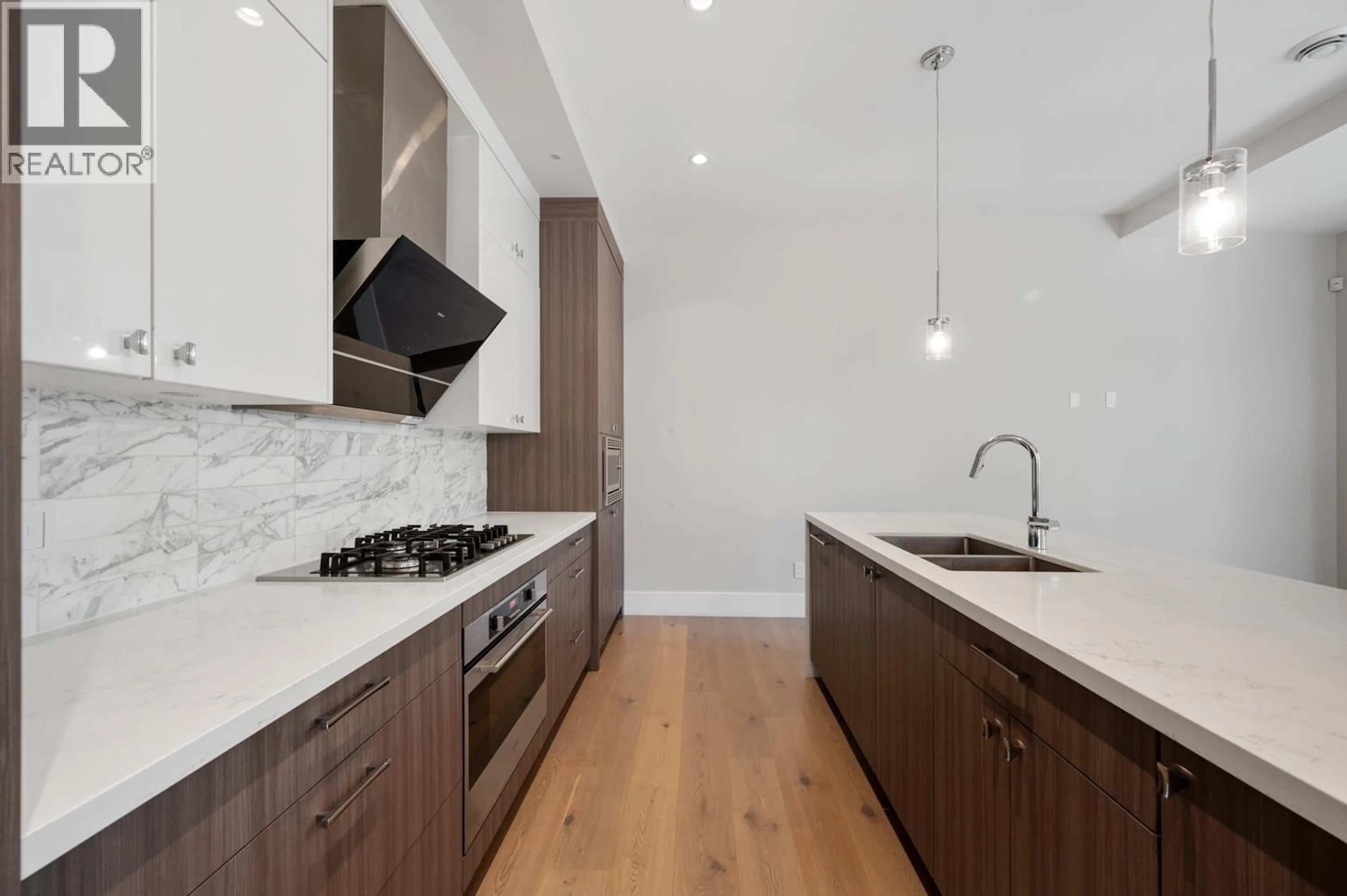Contemporary kitchen, unknown for 9 - 5071 STEVESTON HIGHWAY, Richmond British Columbia V7E2K5