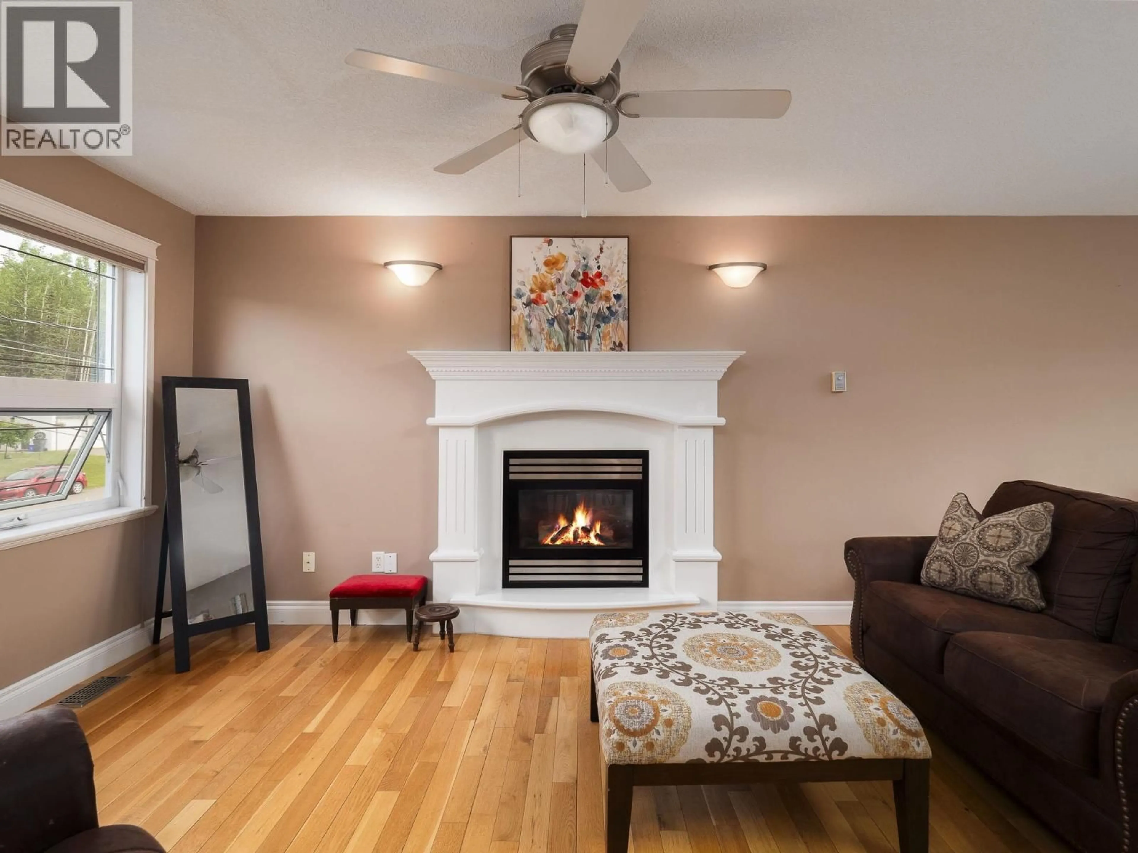 Living room with furniture, unknown for 1957 BITTNER ROAD, Prince George British Columbia V2N6T3