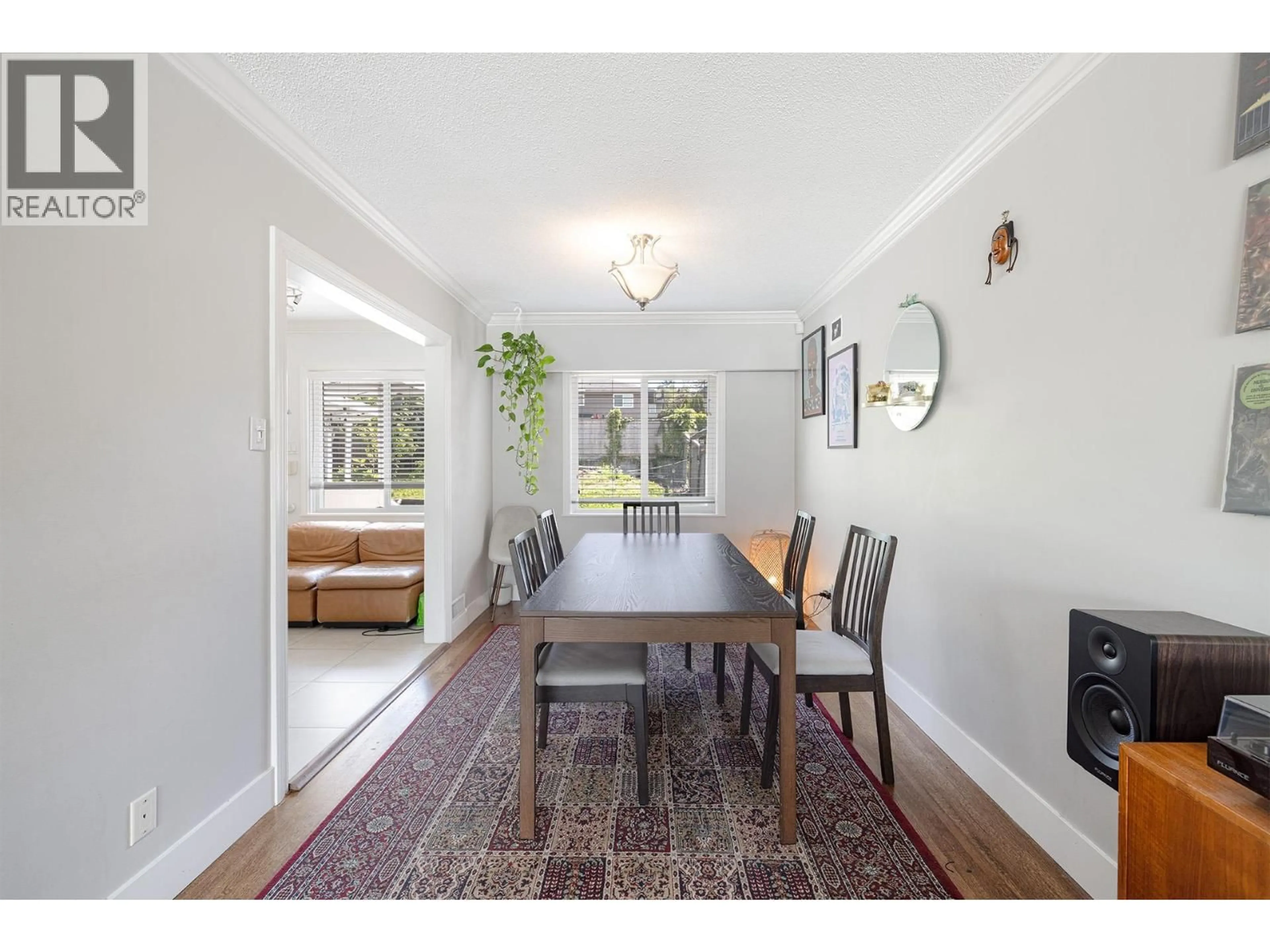 Dining room, unknown for 4378 BRIARWOOD CRESCENT, Burnaby British Columbia V5G2M6