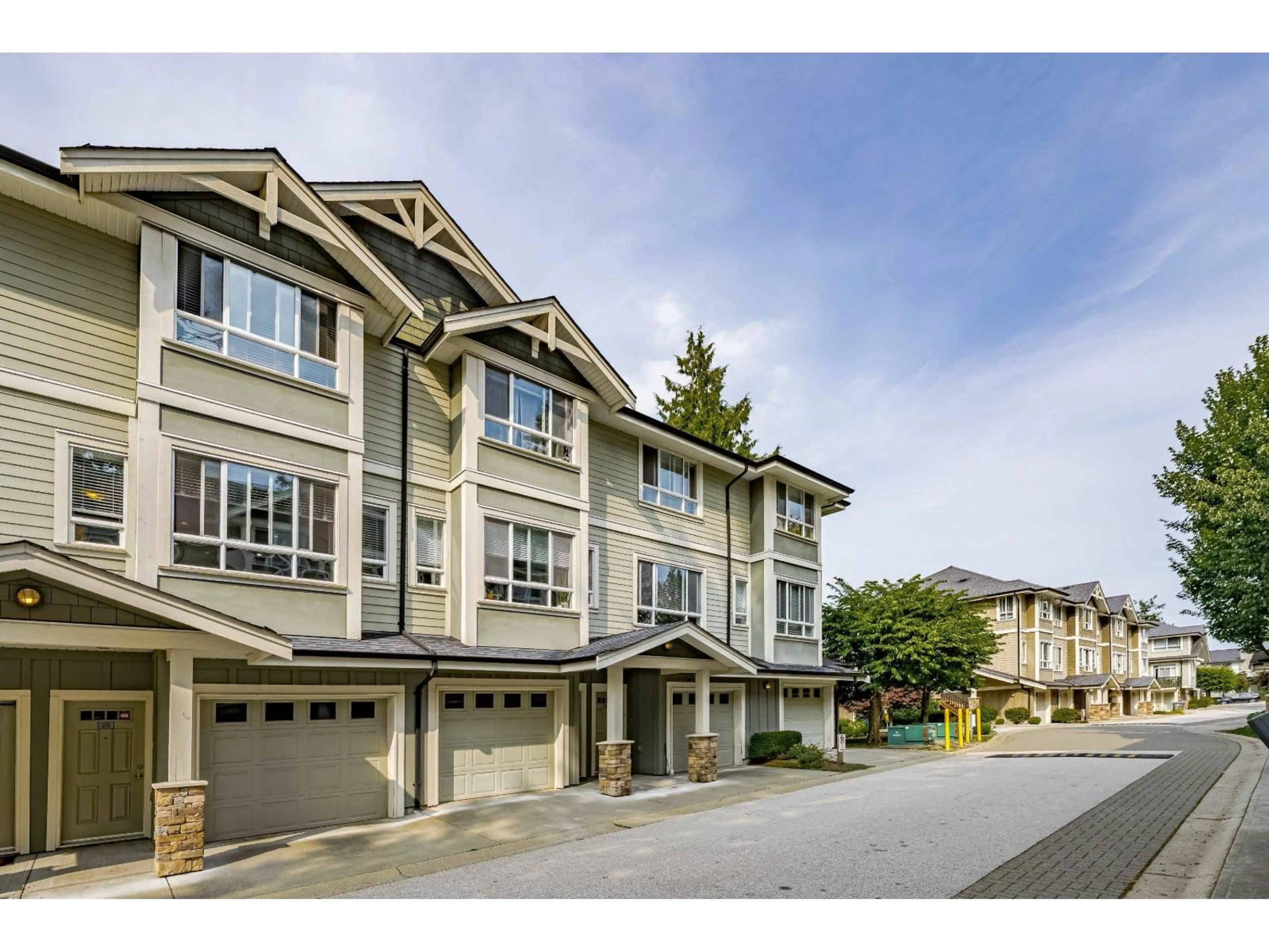 A pic from outside/outdoor area/front of a property/back of a property/a pic from drone, street for 25 - 2955 156, Surrey British Columbia V3Z2W8
