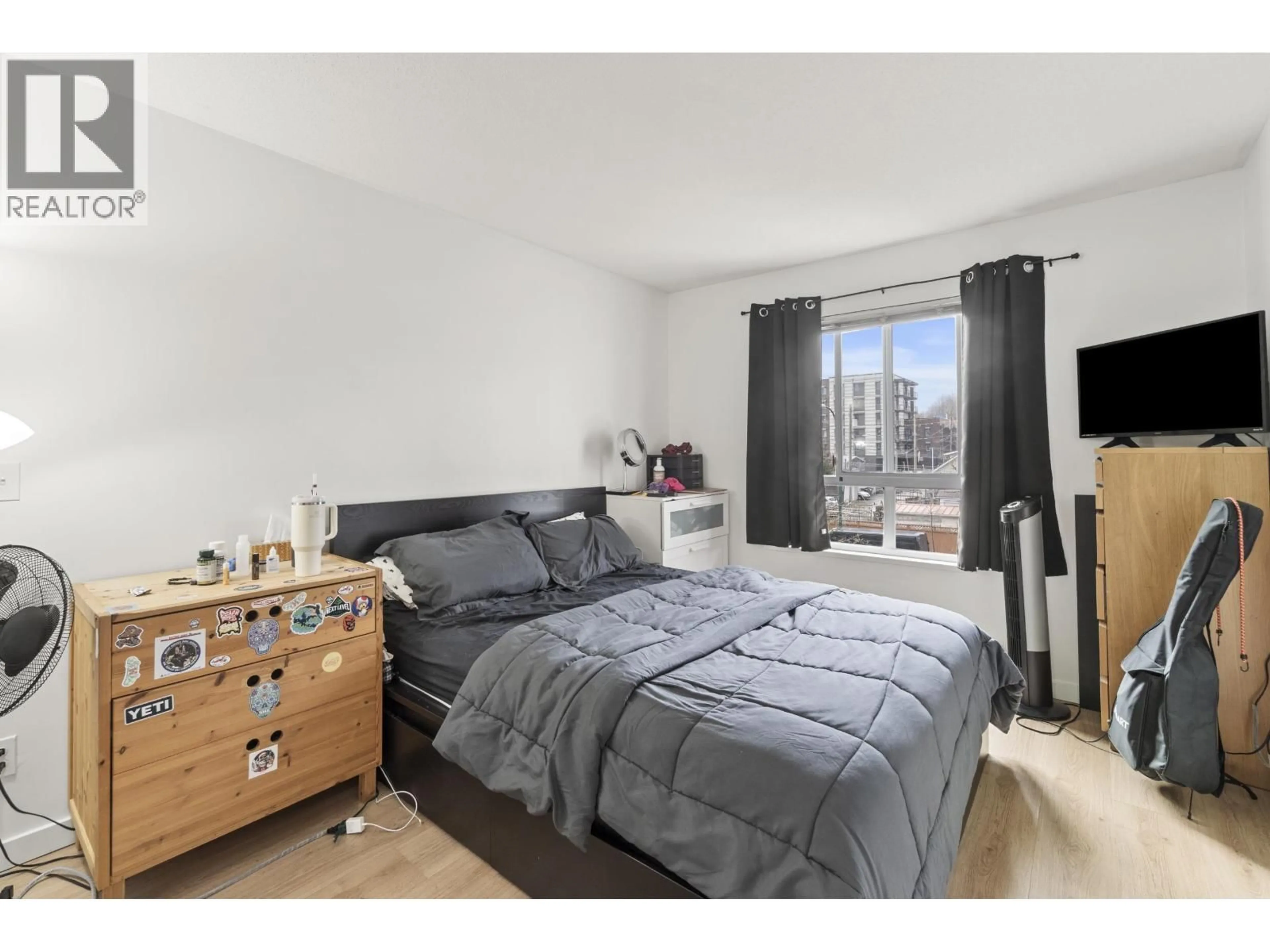 A pic of a room for 301 - 4990 MCGEER STREET, Vancouver British Columbia V5R6C1