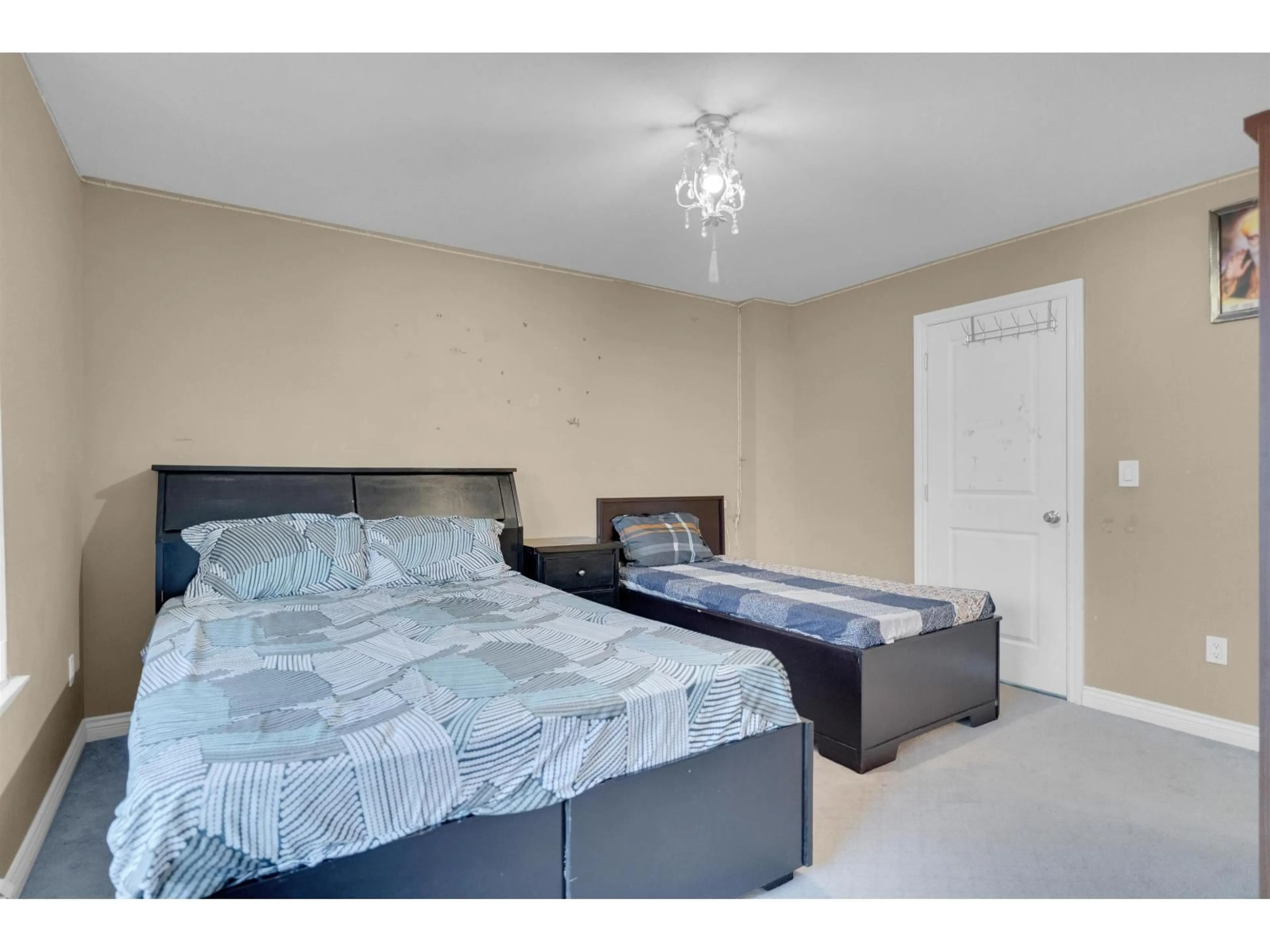 A pic of a room for 12458 74, Surrey British Columbia V3W1P2