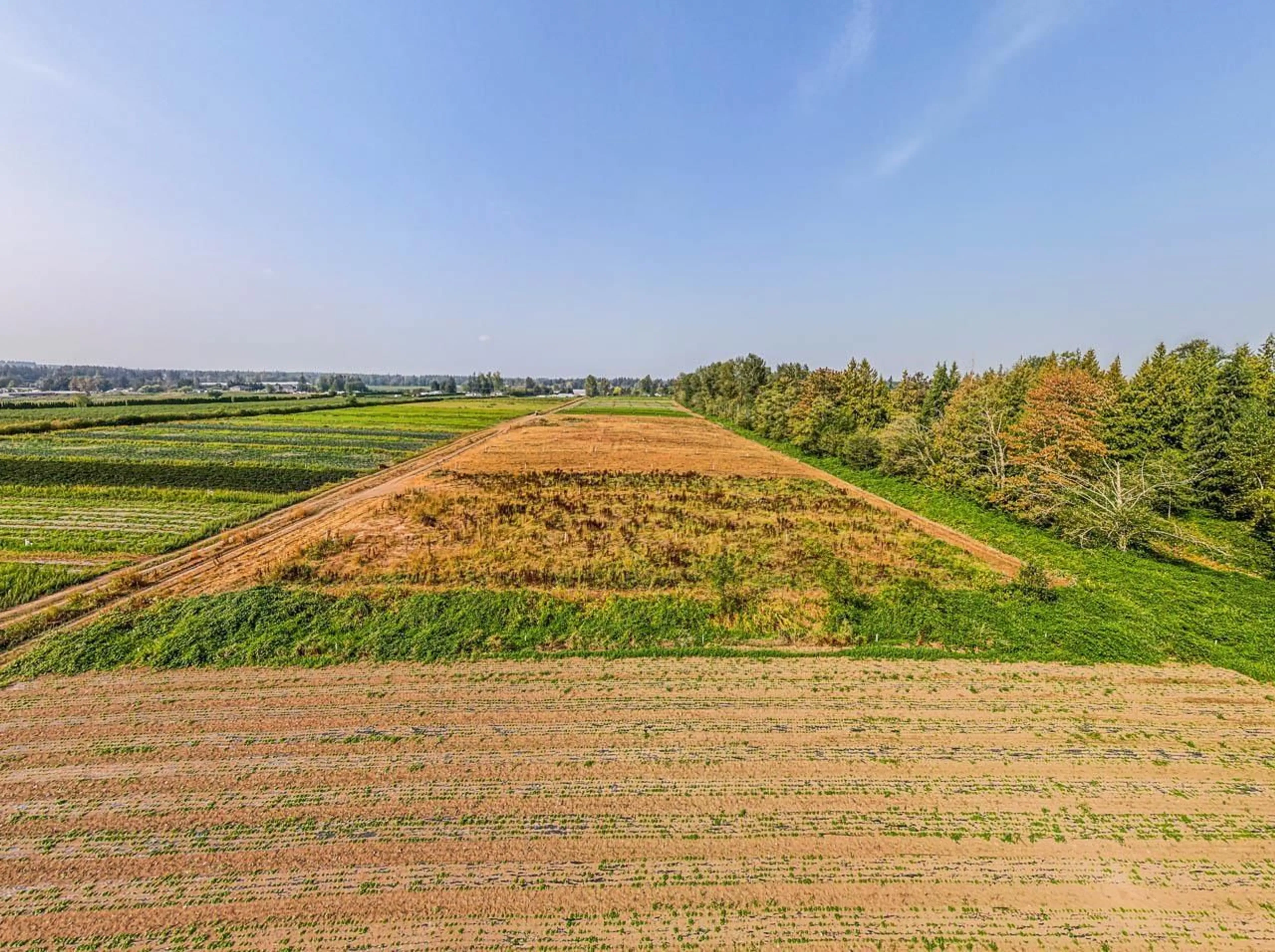 A pic from outside/outdoor area/front of a property/back of a property/a pic from drone, unknown for 5342 256, Langley British Columbia V4W1J5