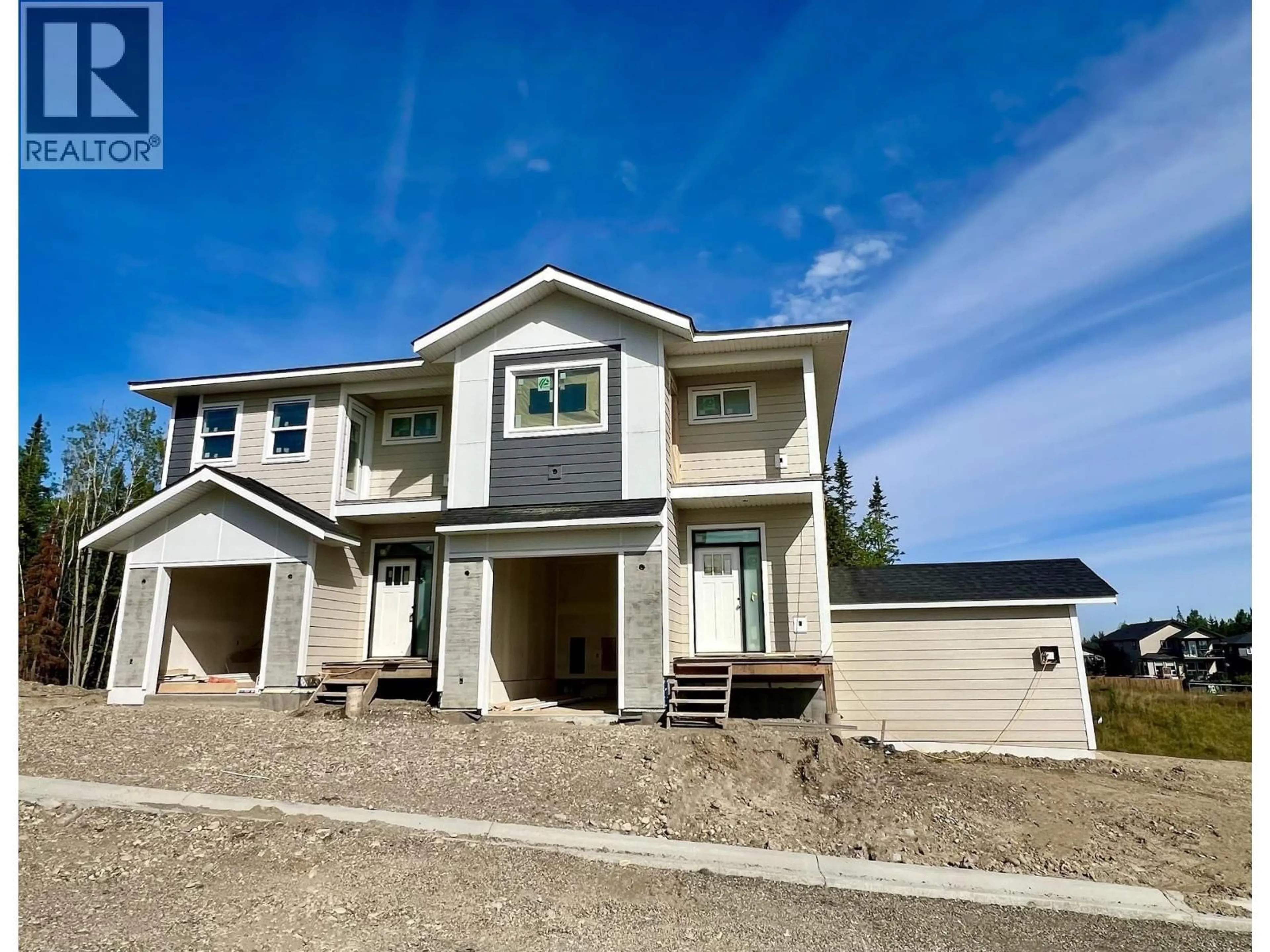 Home with vinyl exterior material, street for 102 - 7785 SOUTHRIDGE AVENUE, Prince George British Columbia V2N6S4