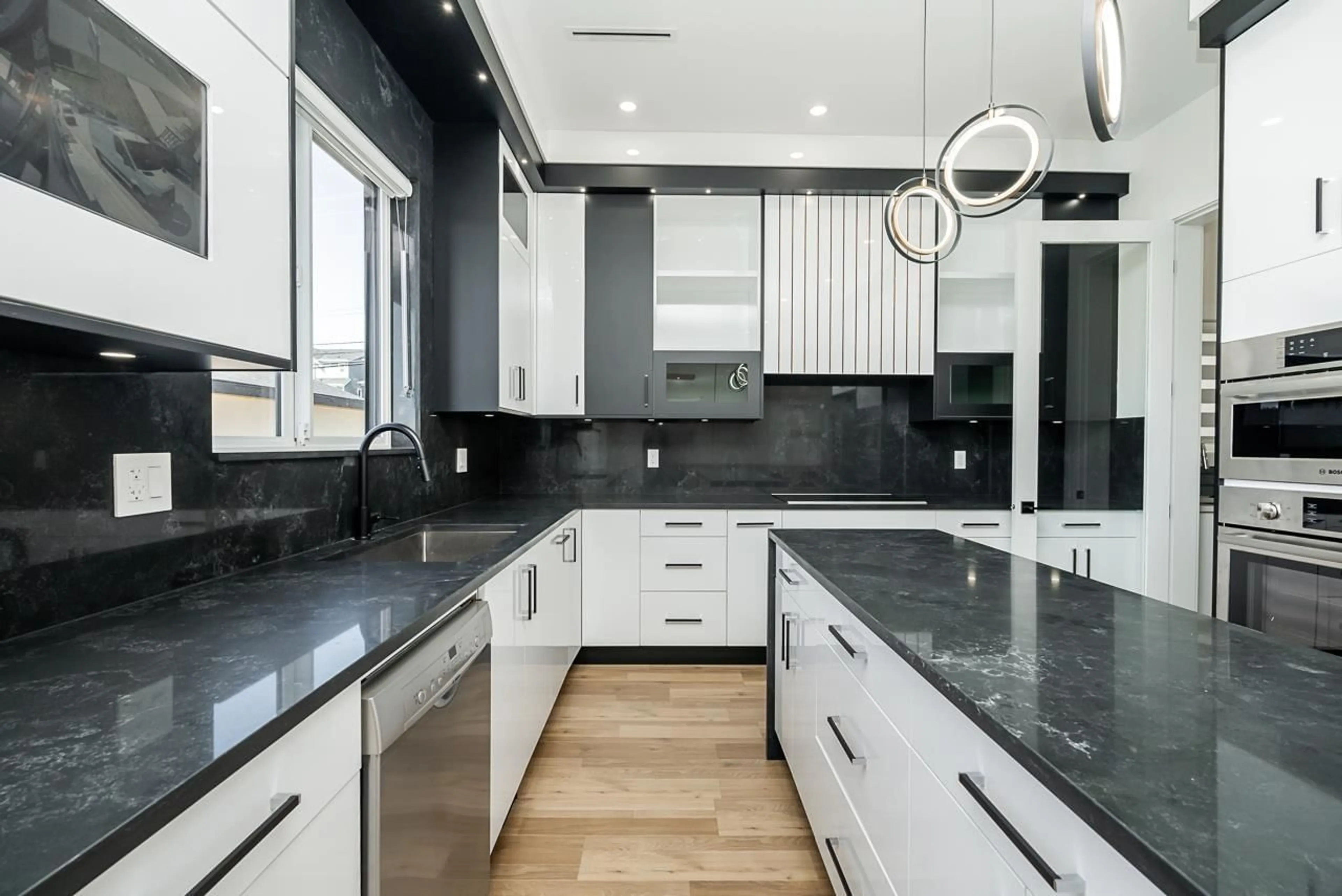 Contemporary kitchen, ceramic/tile floor for 1585 168, Surrey British Columbia V3S9X7