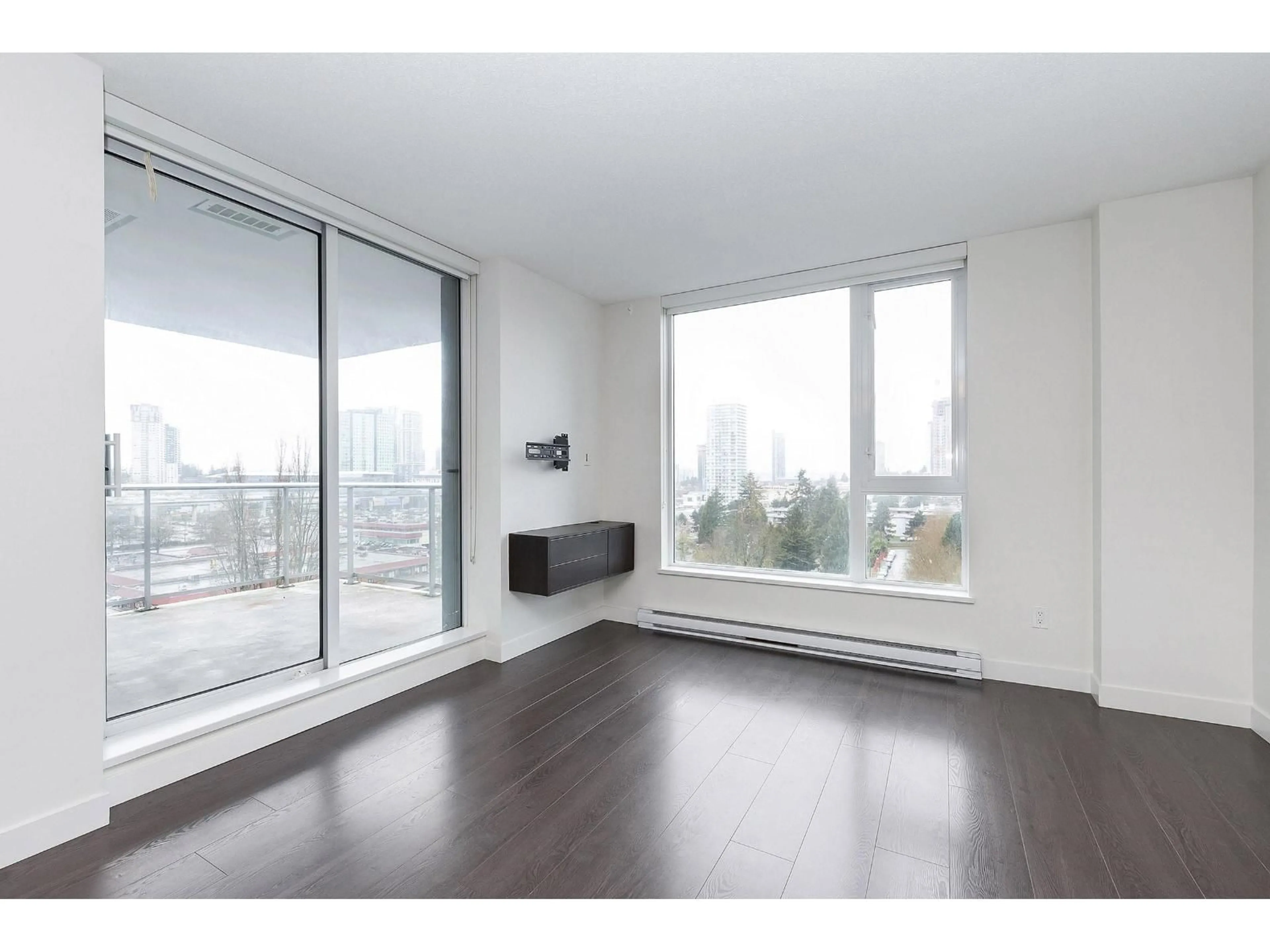 A pic of a room for 1509 - 13750 100, Surrey British Columbia V3T0L3