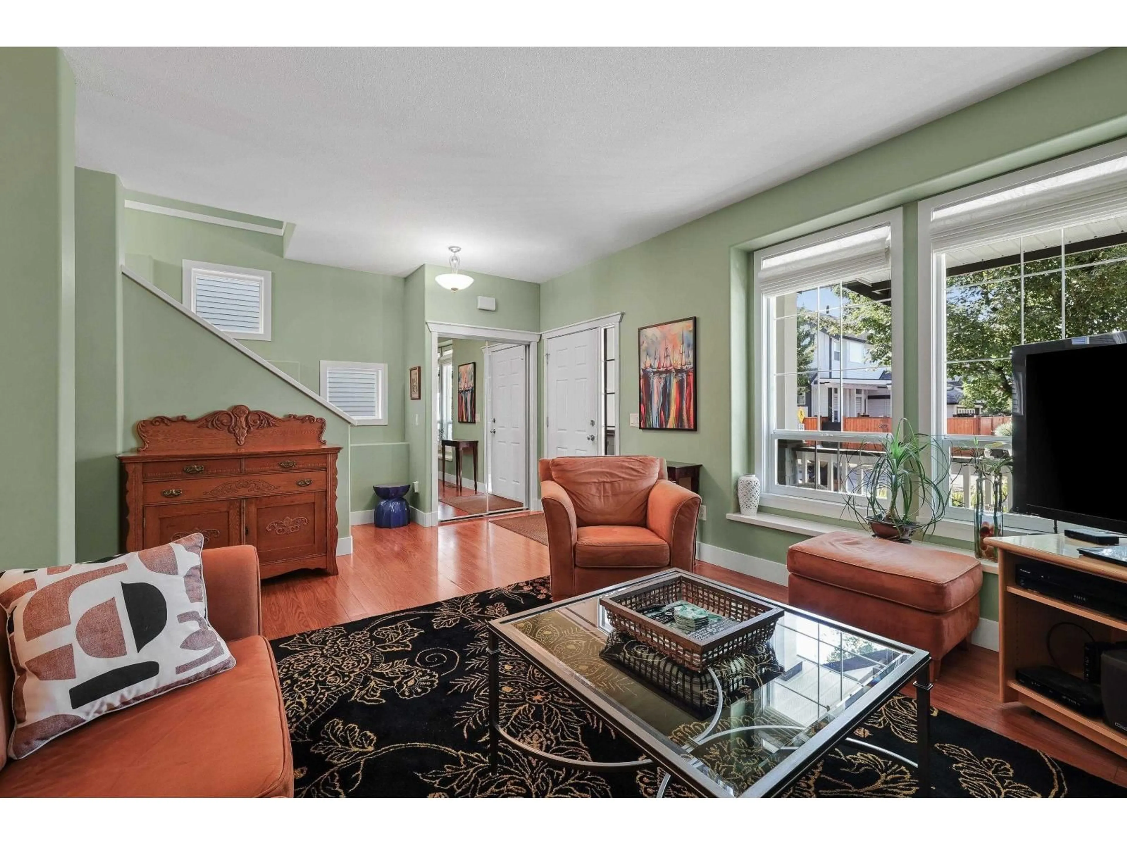 Living room with furniture, unknown for 19081 69TH, Surrey British Columbia V4N0A4