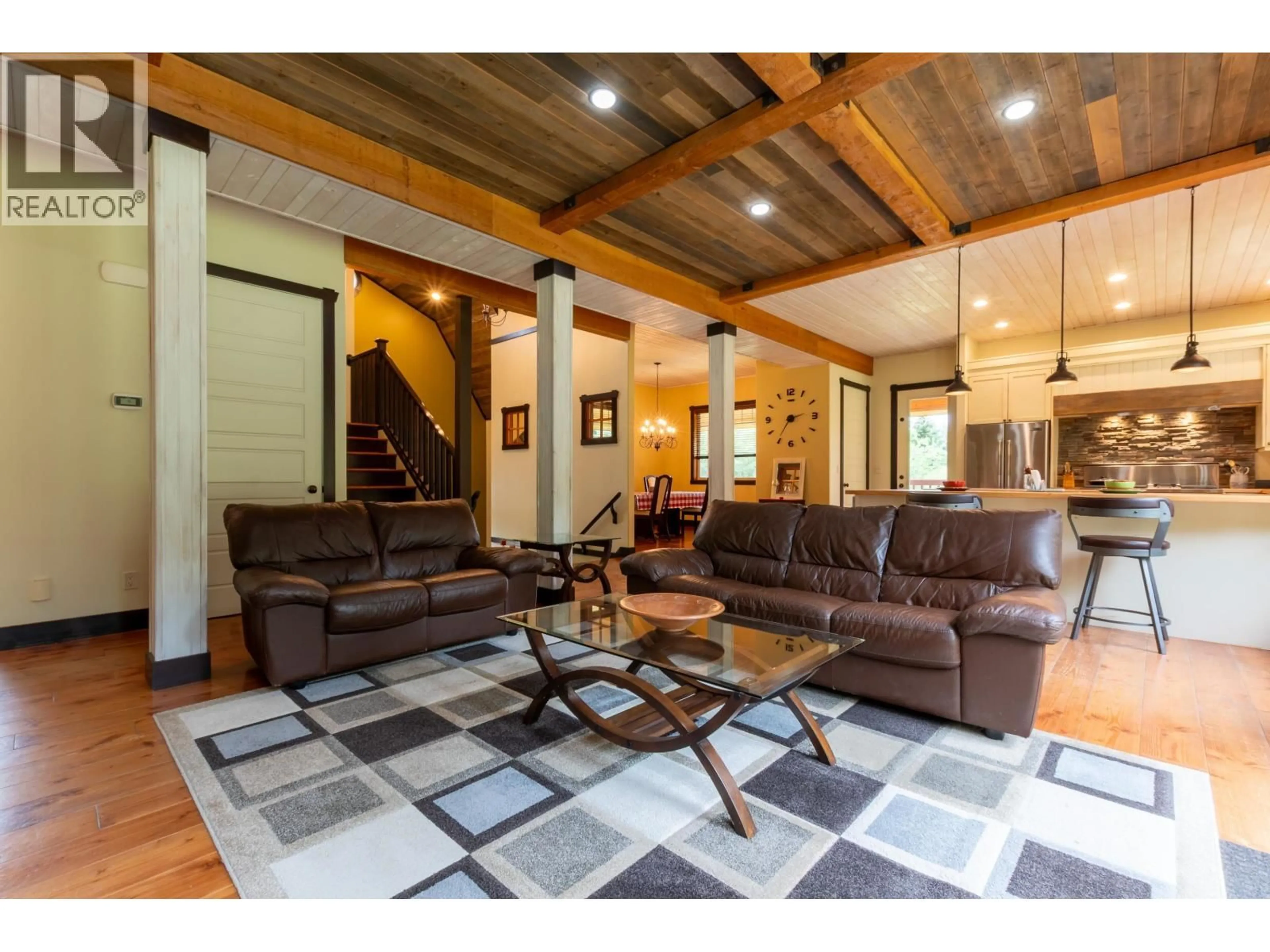 Living room with furniture, wood/laminate floor for 1805 SHARELENE DRIVE, Prince George British Columbia V2M7B6