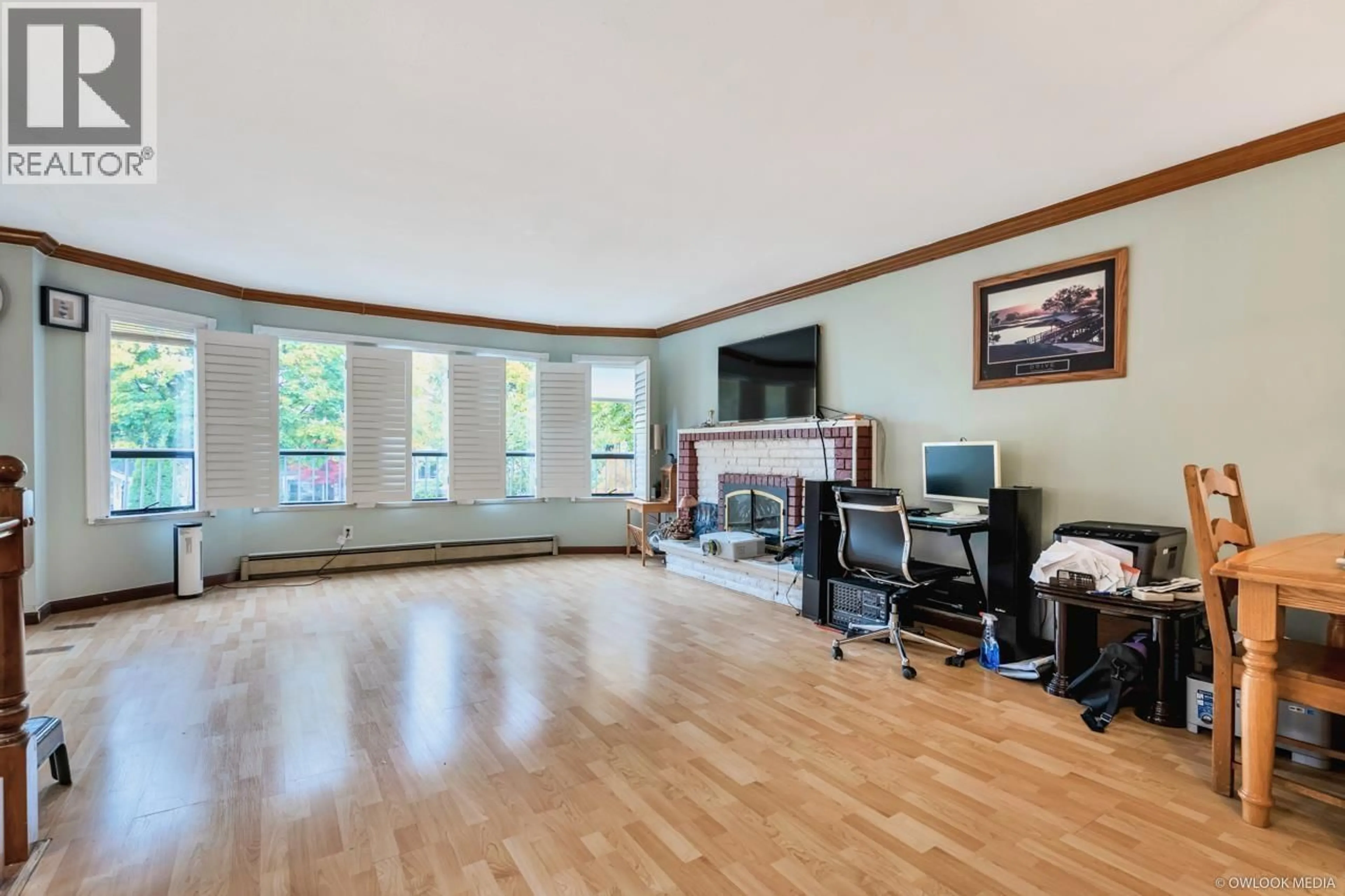 A pic of a room for 1206 11TH AVENUE, Vancouver British Columbia V5T2G3