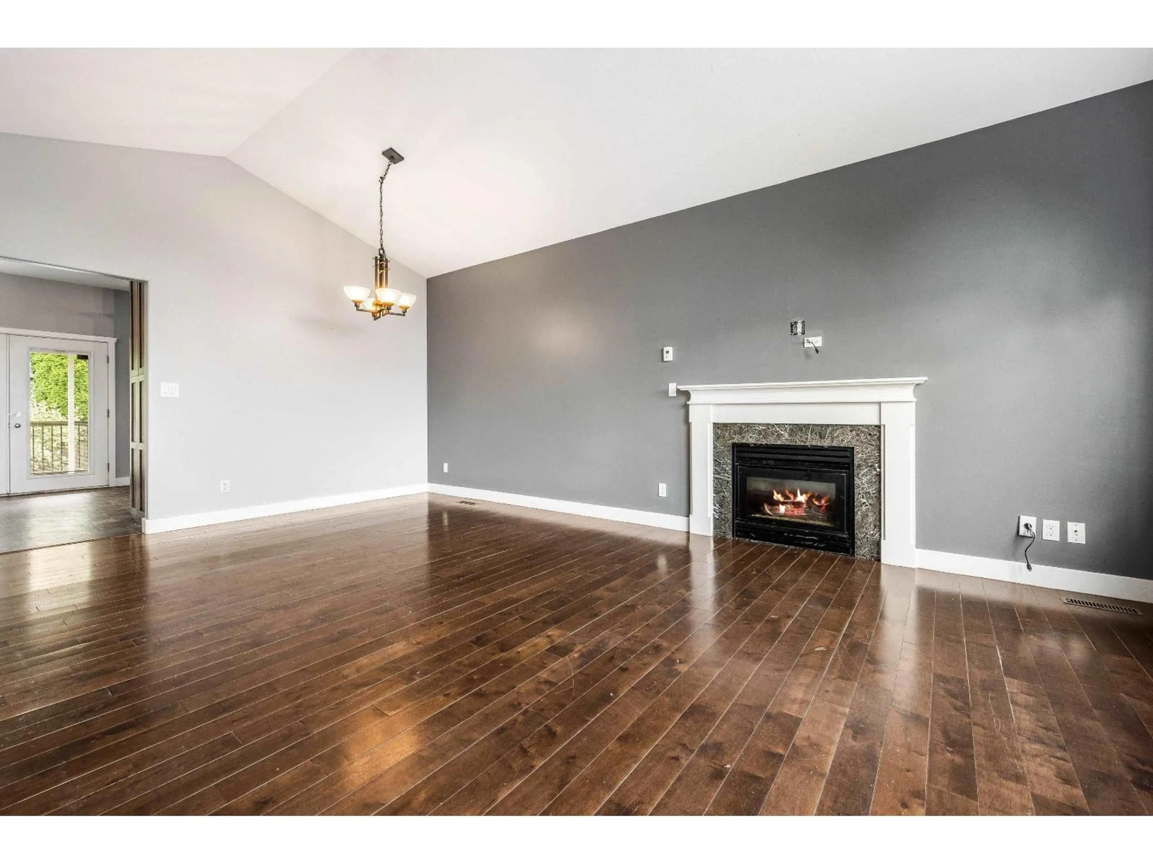 A pic of a room for 46698 SYLVAN DRIVE, Chilliwack British Columbia V2R4E9