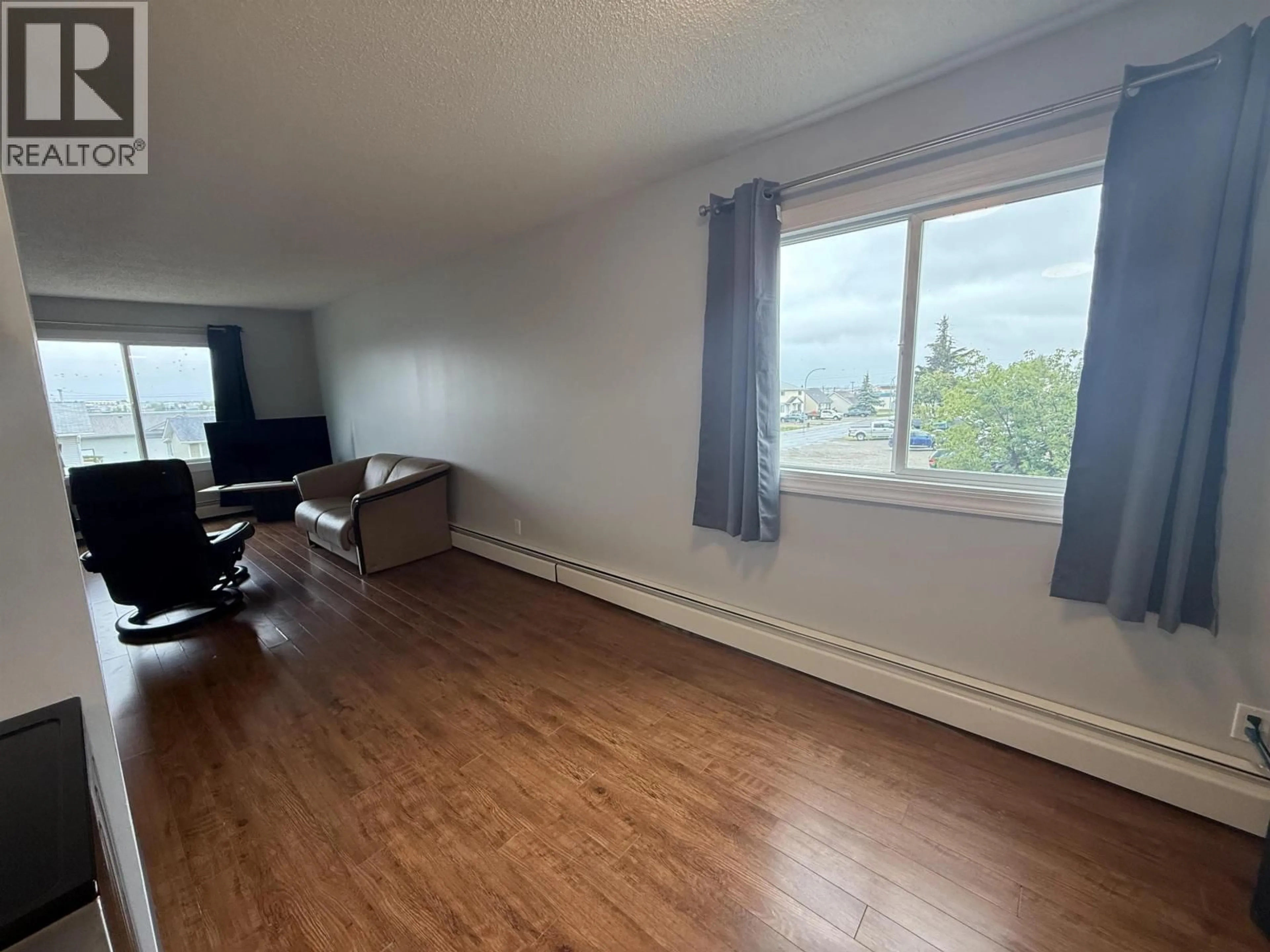 A pic of a room for 210 - 10216 102 AVENUE, Fort St. John British Columbia V1J2E5