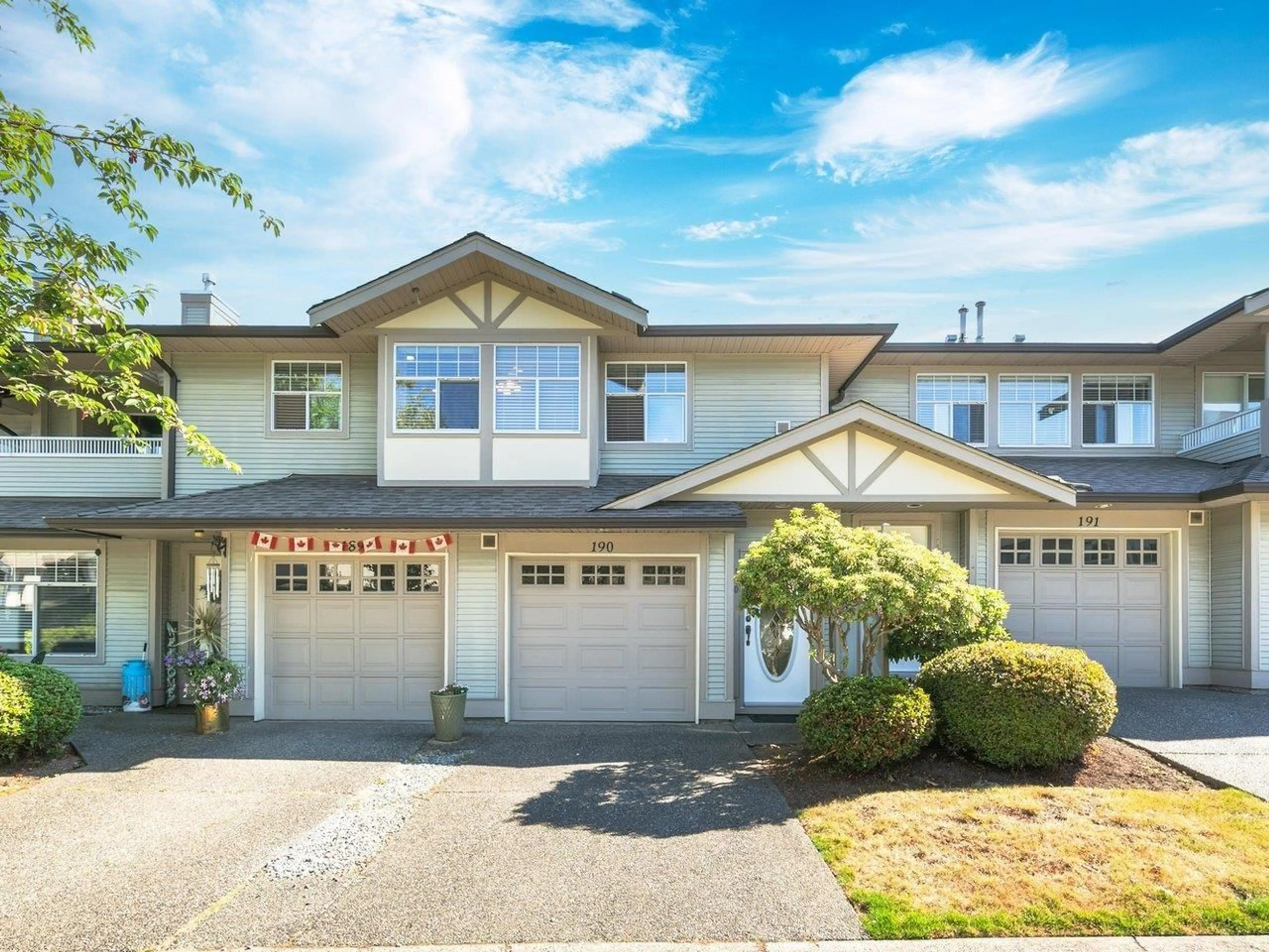 Home with vinyl exterior material, street for 190 - 20391 96, Langley British Columbia V1M2L2