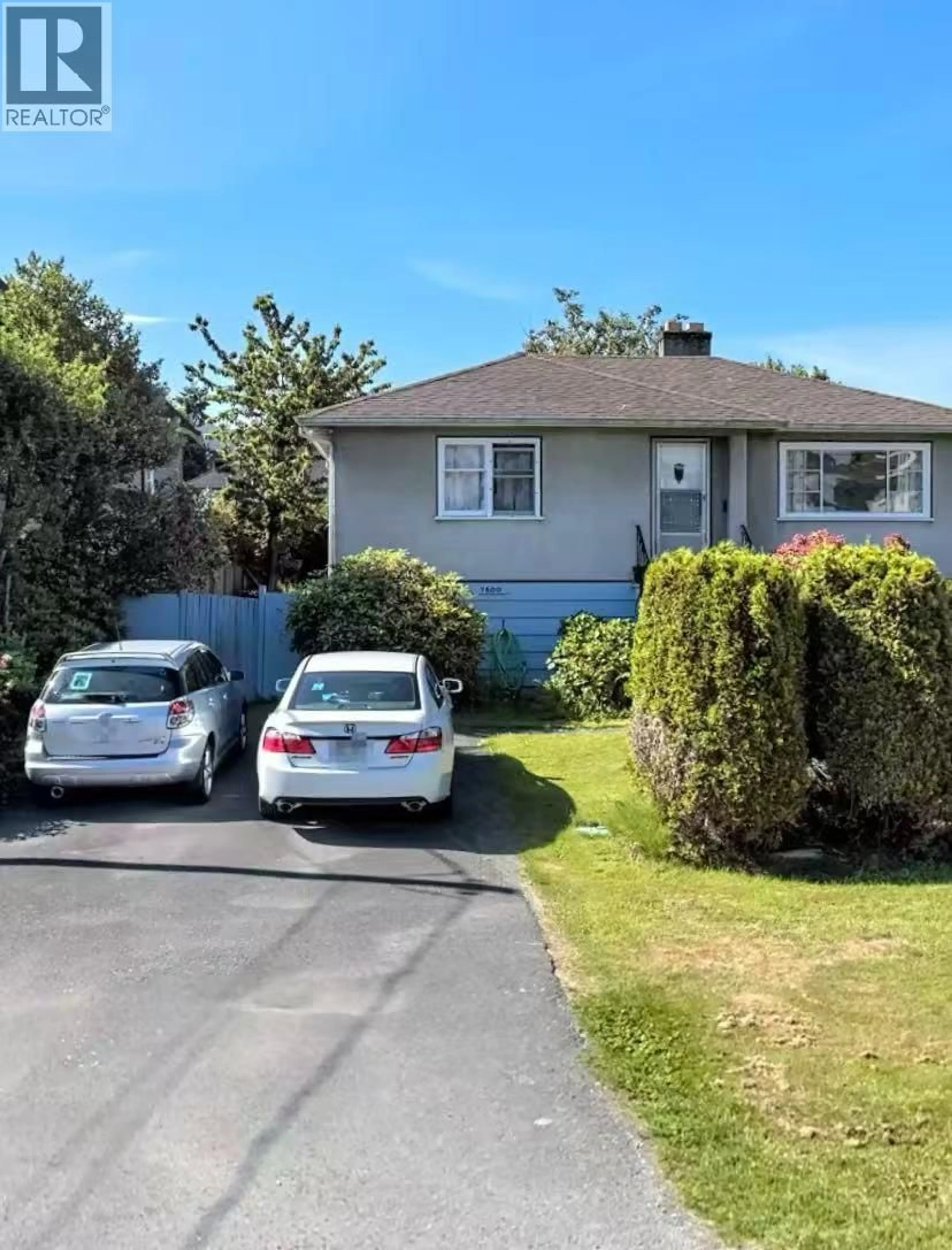 A pic from outside/outdoor area/front of a property/back of a property/a pic from drone, street for 7600 ACHESON ROAD, Richmond British Columbia V6Y1M9