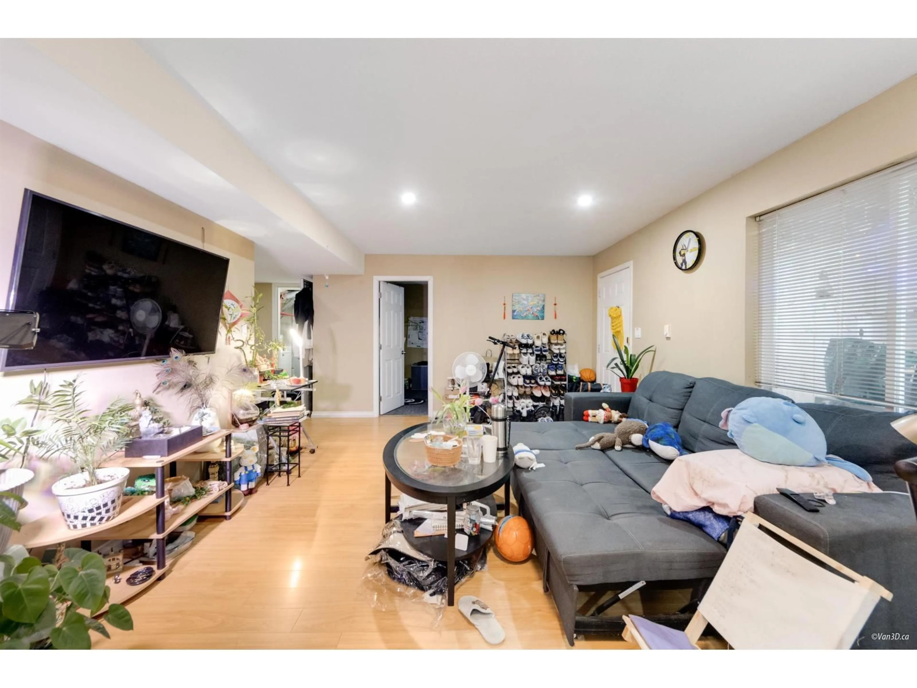 A pic of a room for 19650 73A, Langley British Columbia V2Y3C4