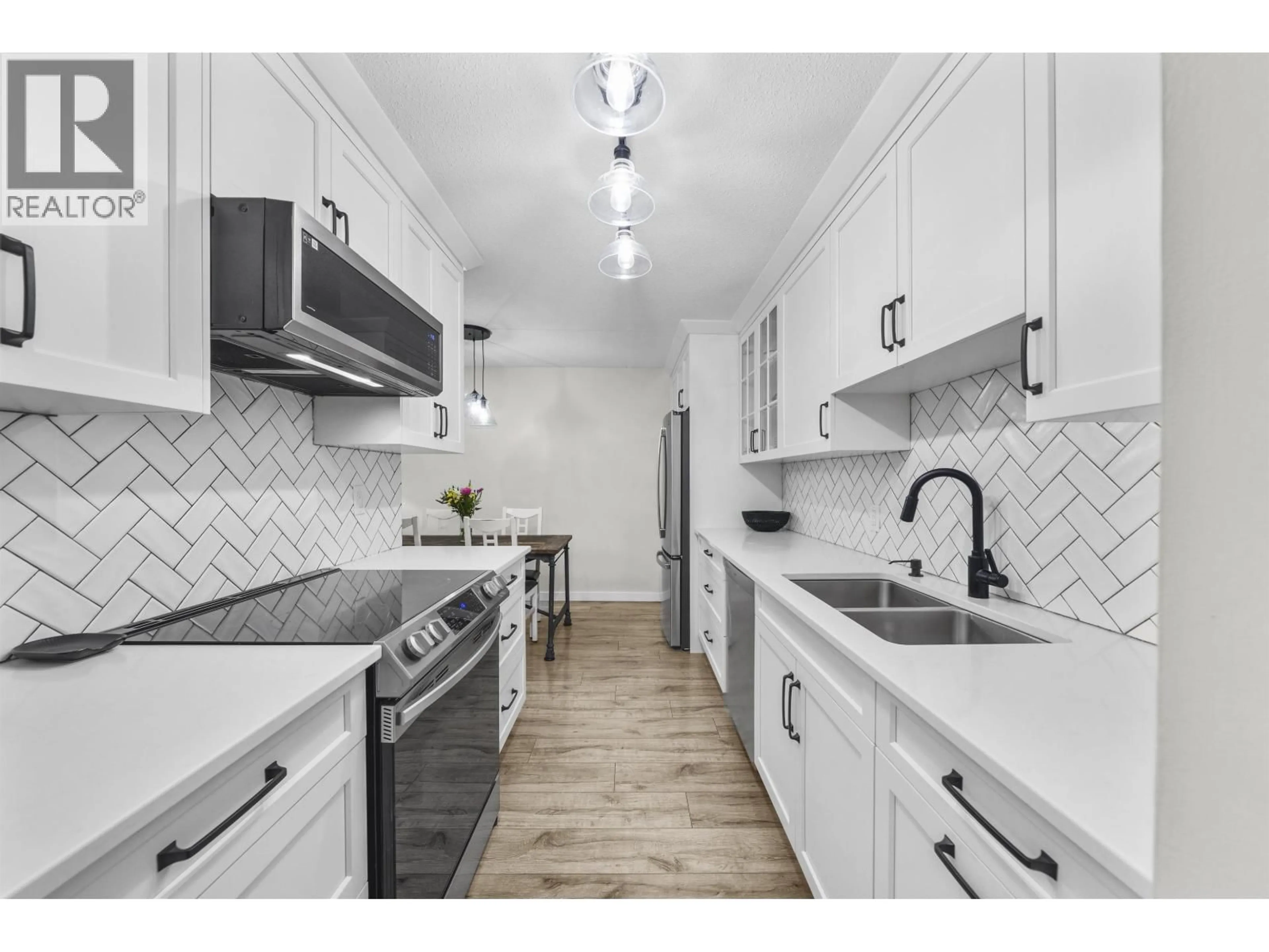 Unknown for 316 - 371 ELLESMERE AVENUE, Burnaby British Columbia V5B3T1