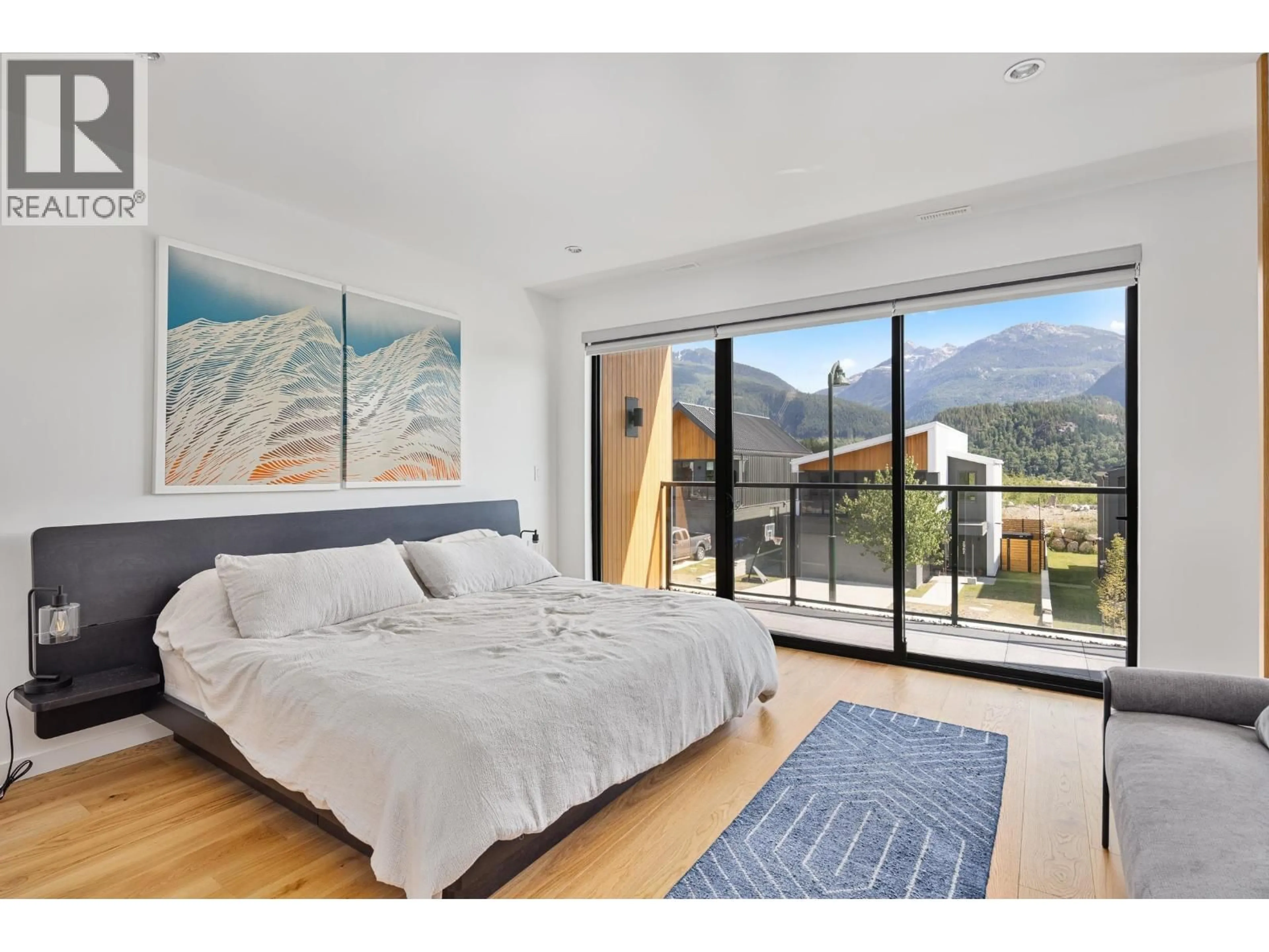 Bedroom with bed, unknown for 2959 HUCKLEBERRY DRIVE, Squamish British Columbia V8B1B2