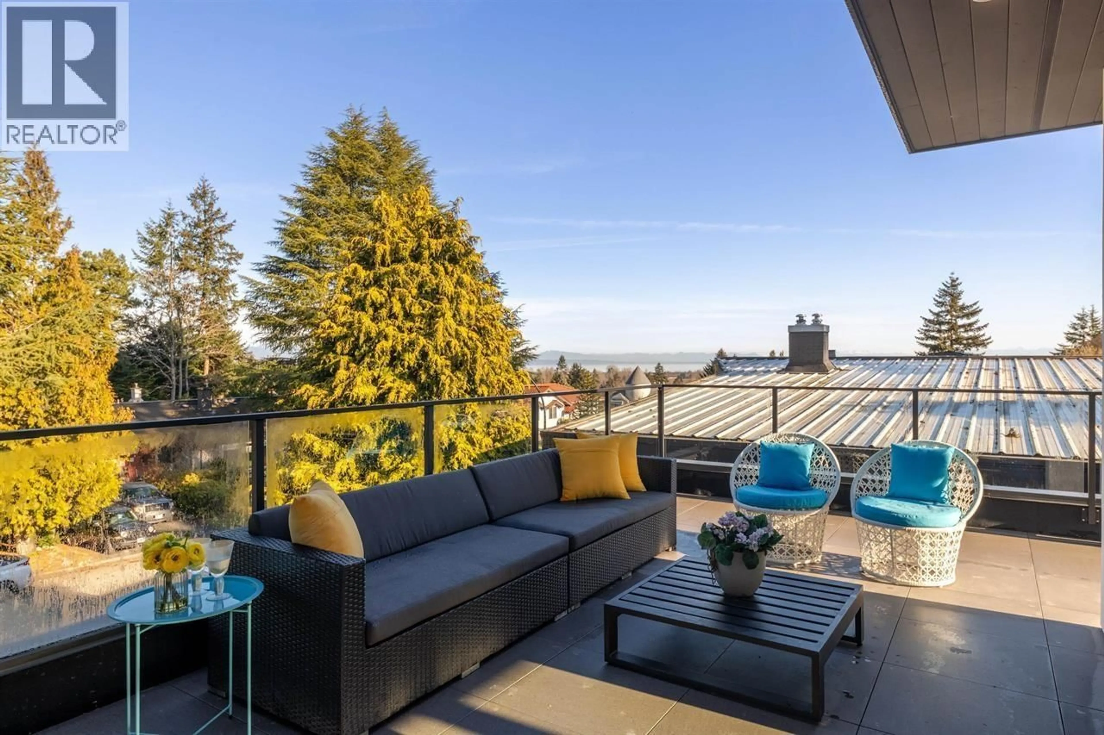 Patio, water/lake/river/ocean view for 5318 4A AVENUE, Delta British Columbia V4M1H5