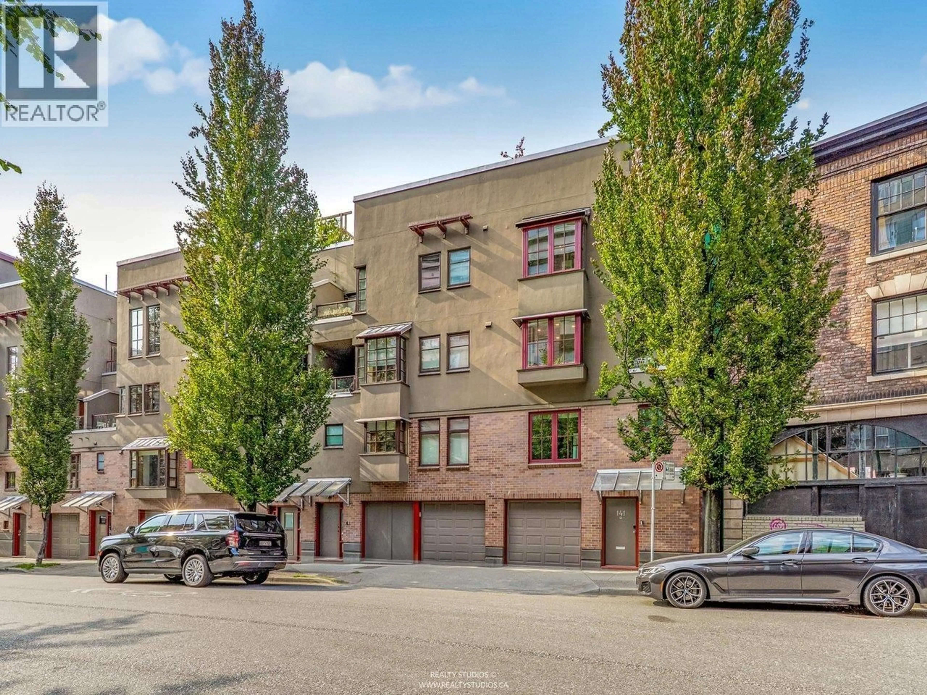 Unknown for 141 ALEXANDER STREET, Vancouver British Columbia V6A1B8