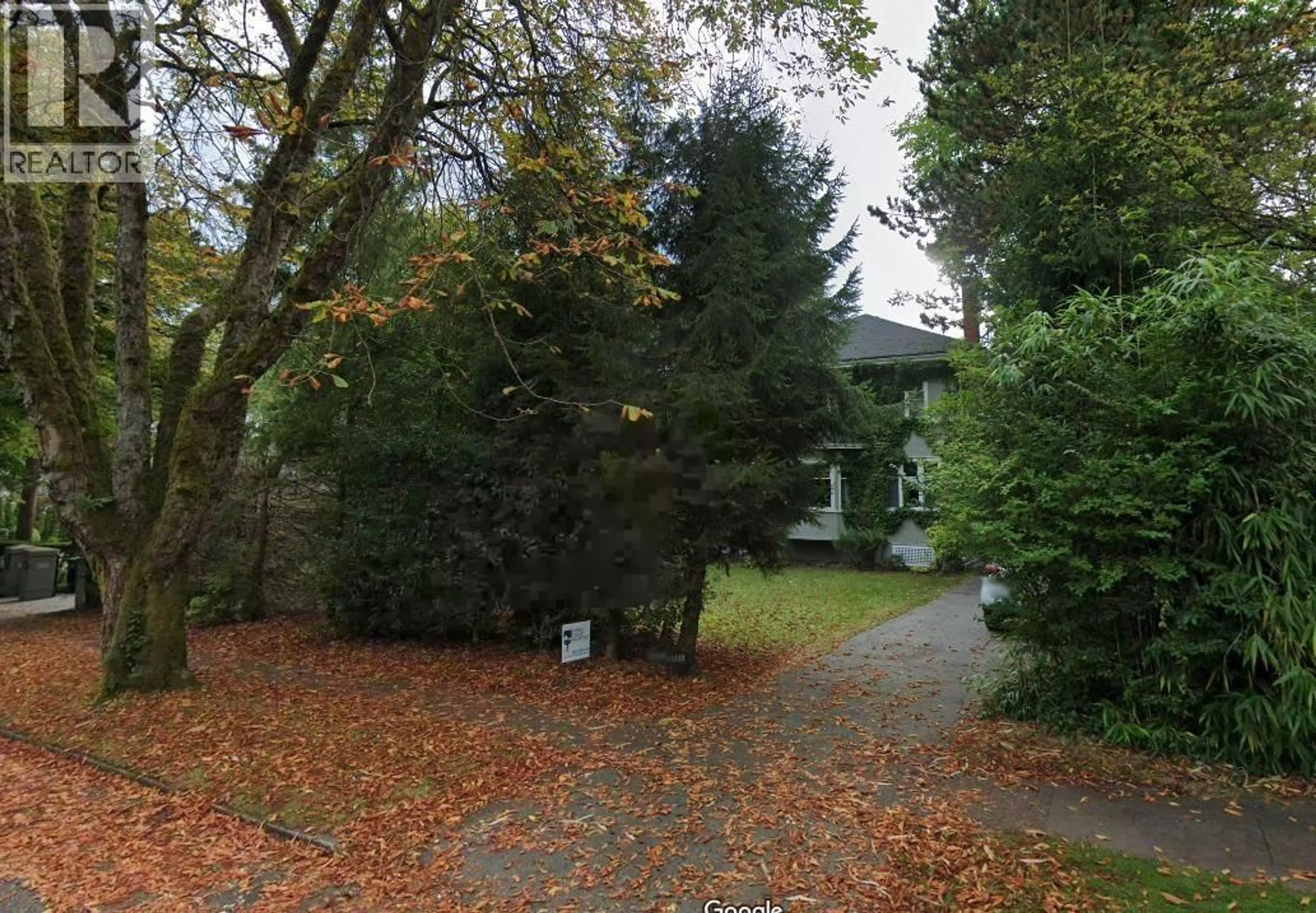 A pic from outside/outdoor area/front of a property/back of a property/a pic from drone, street for 3651 OSLER STREET, Vancouver British Columbia V6H2W5
