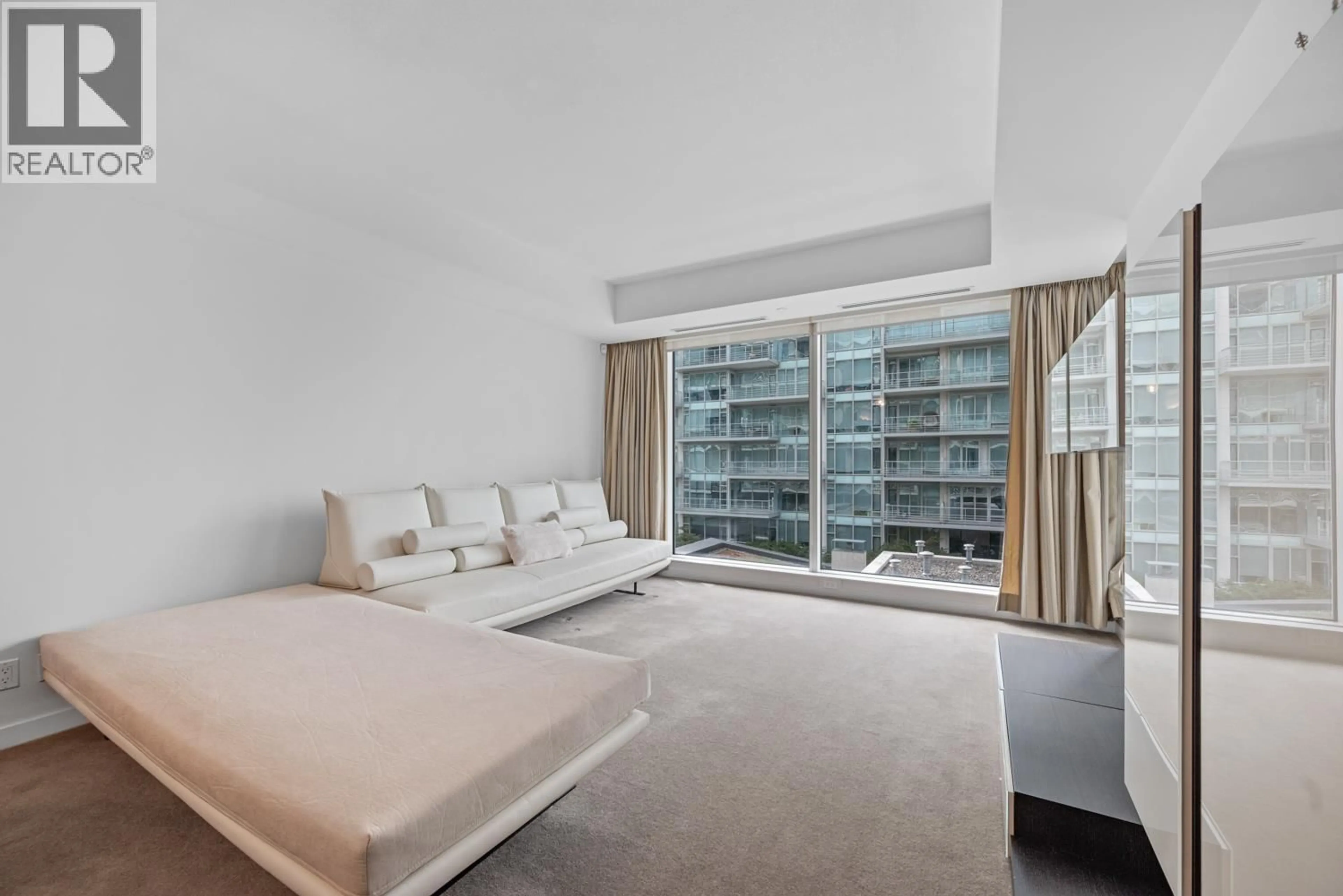 A pic of a room for 512 - 5199 BRIGHOUSE WAY, Richmond British Columbia V7C0A7