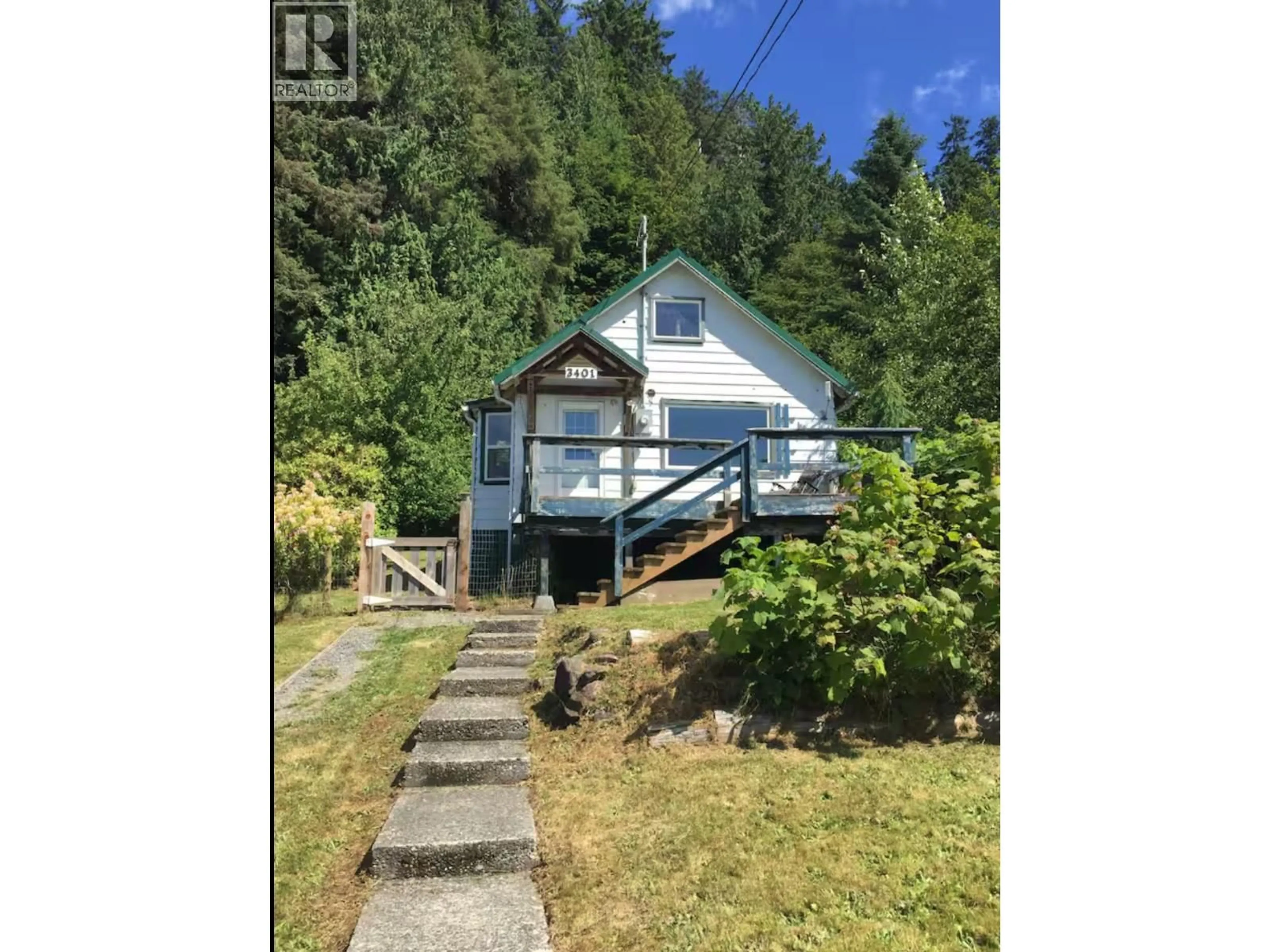 A pic from outside/outdoor area/front of a property/back of a property/a pic from drone, unknown for 3401 OCEANVIEW DRIVE, Daajing Giids City British Columbia V0T1S0