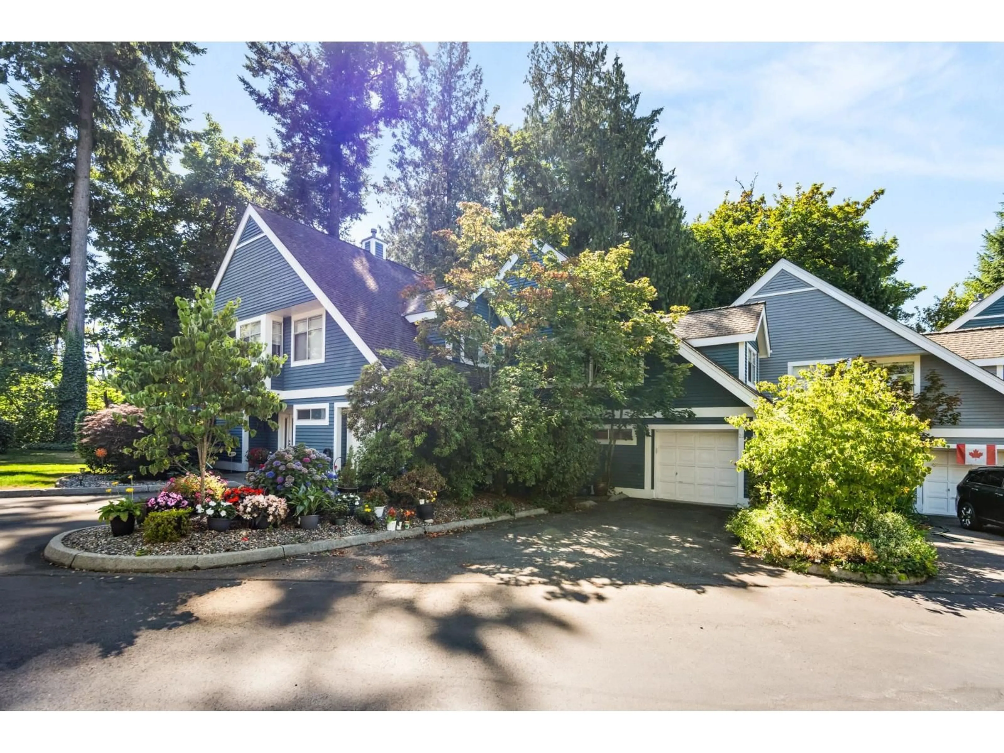 A pic from outside/outdoor area/front of a property/back of a property/a pic from drone, street for 23 - 4847 219, Langley British Columbia V3A8C1