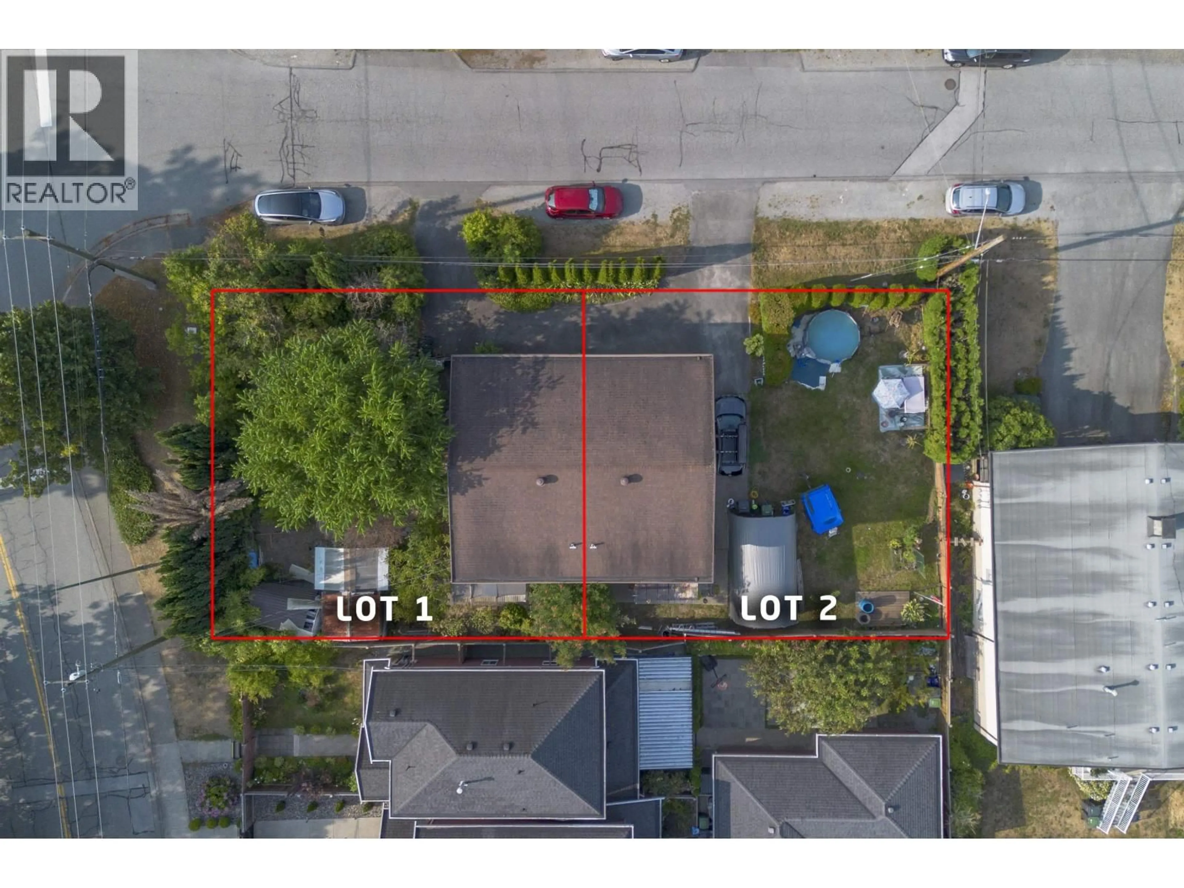 A pic from outside/outdoor area/front of a property/back of a property/a pic from drone, street for 1036 CHARLAND AVENUE, Coquitlam British Columbia V3K3K9