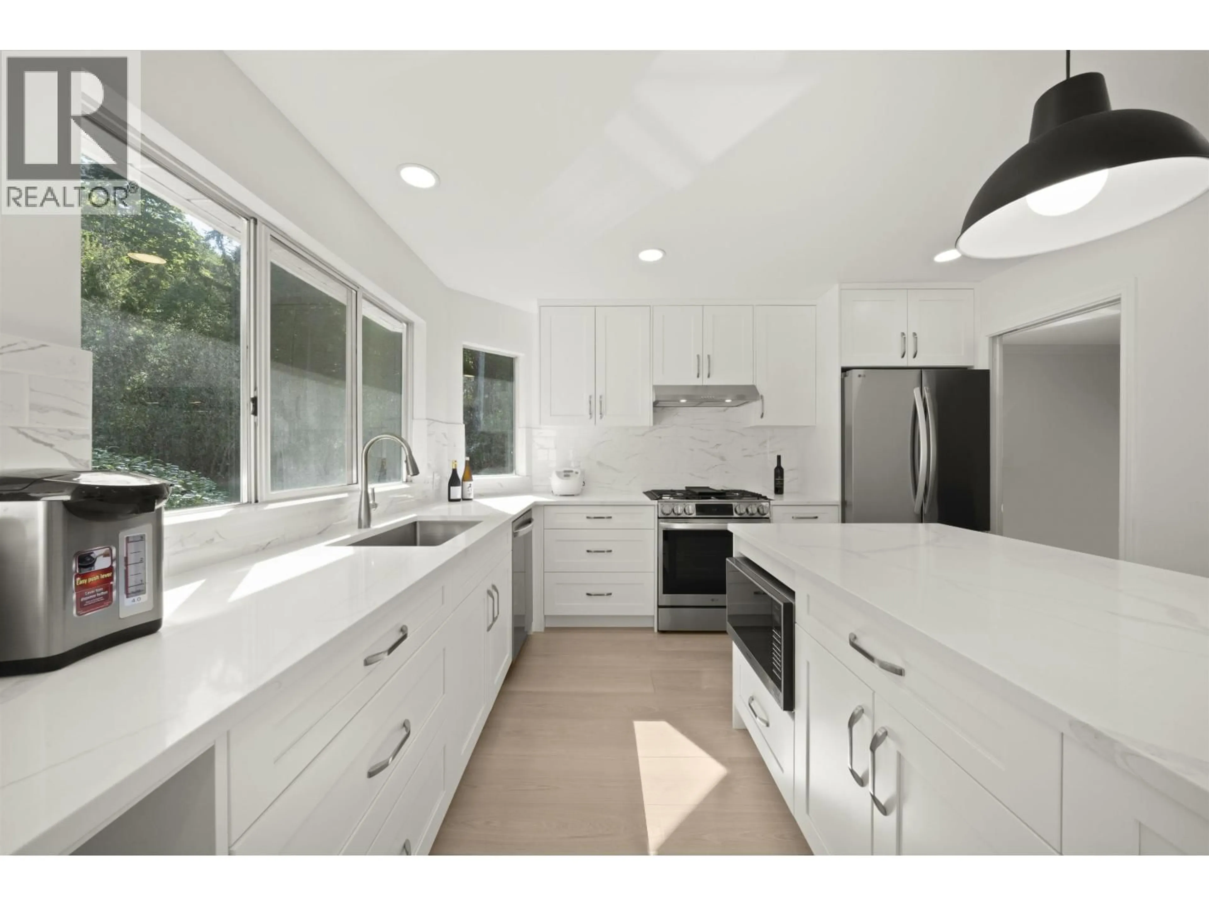 Unknown for 5399 WESTHAVEN WYND, West Vancouver British Columbia V7W3E8