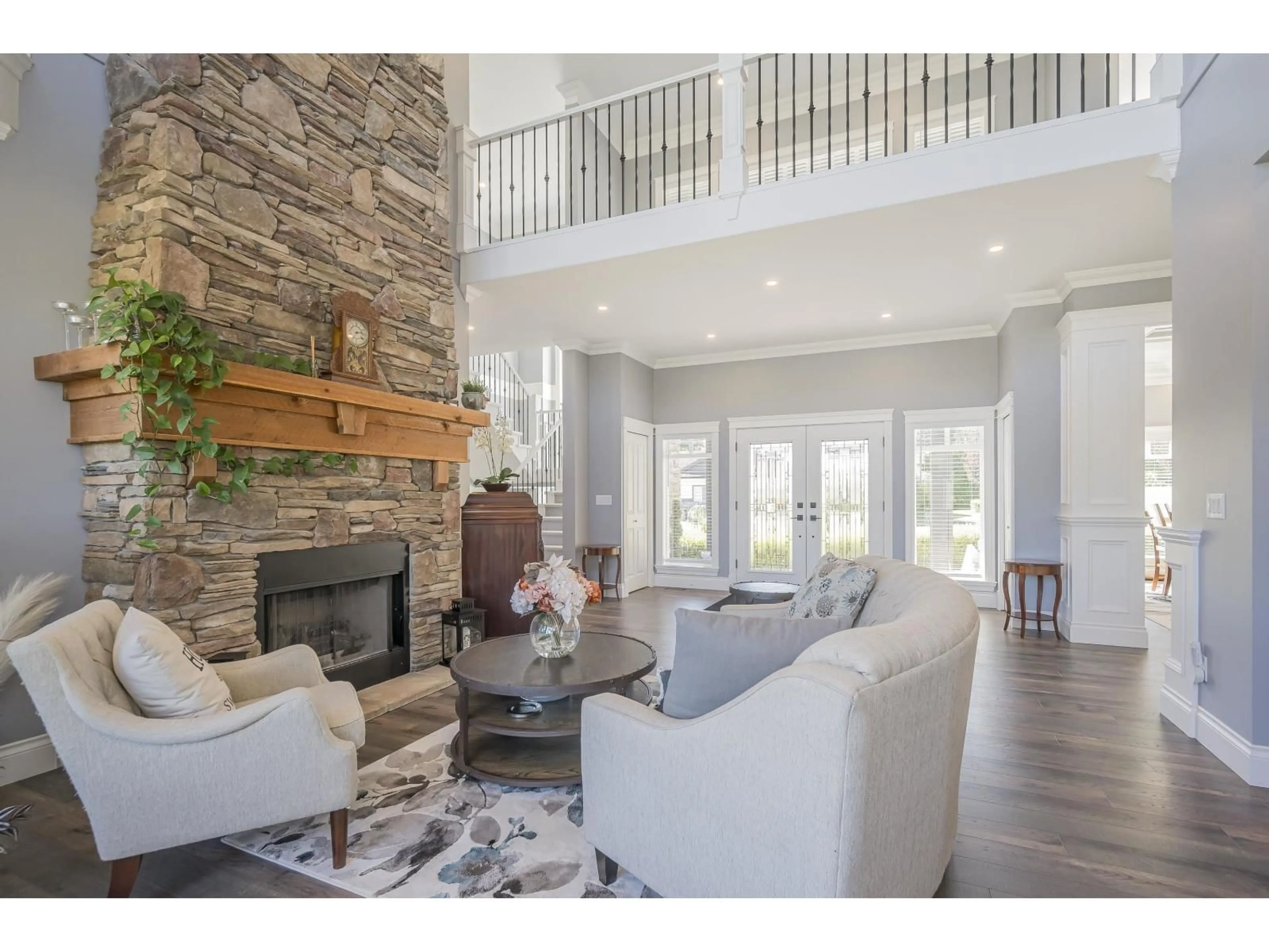 Living room with furniture, unknown for 25309 72, Langley British Columbia V4W1H7