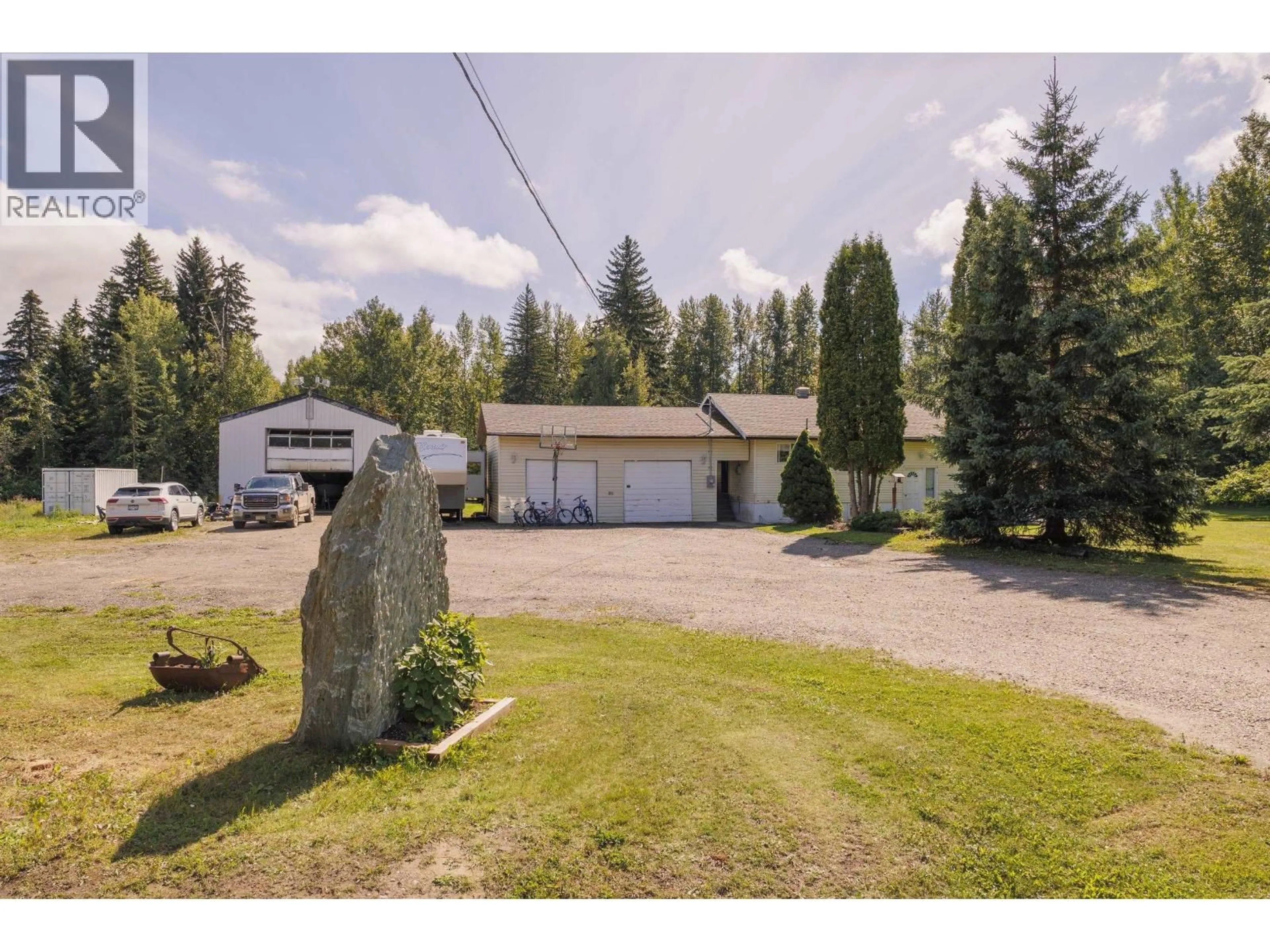 A pic from outside/outdoor area/front of a property/back of a property/a pic from drone, unknown for 1200 DORVAL ROAD, McBride British Columbia V0J2E0