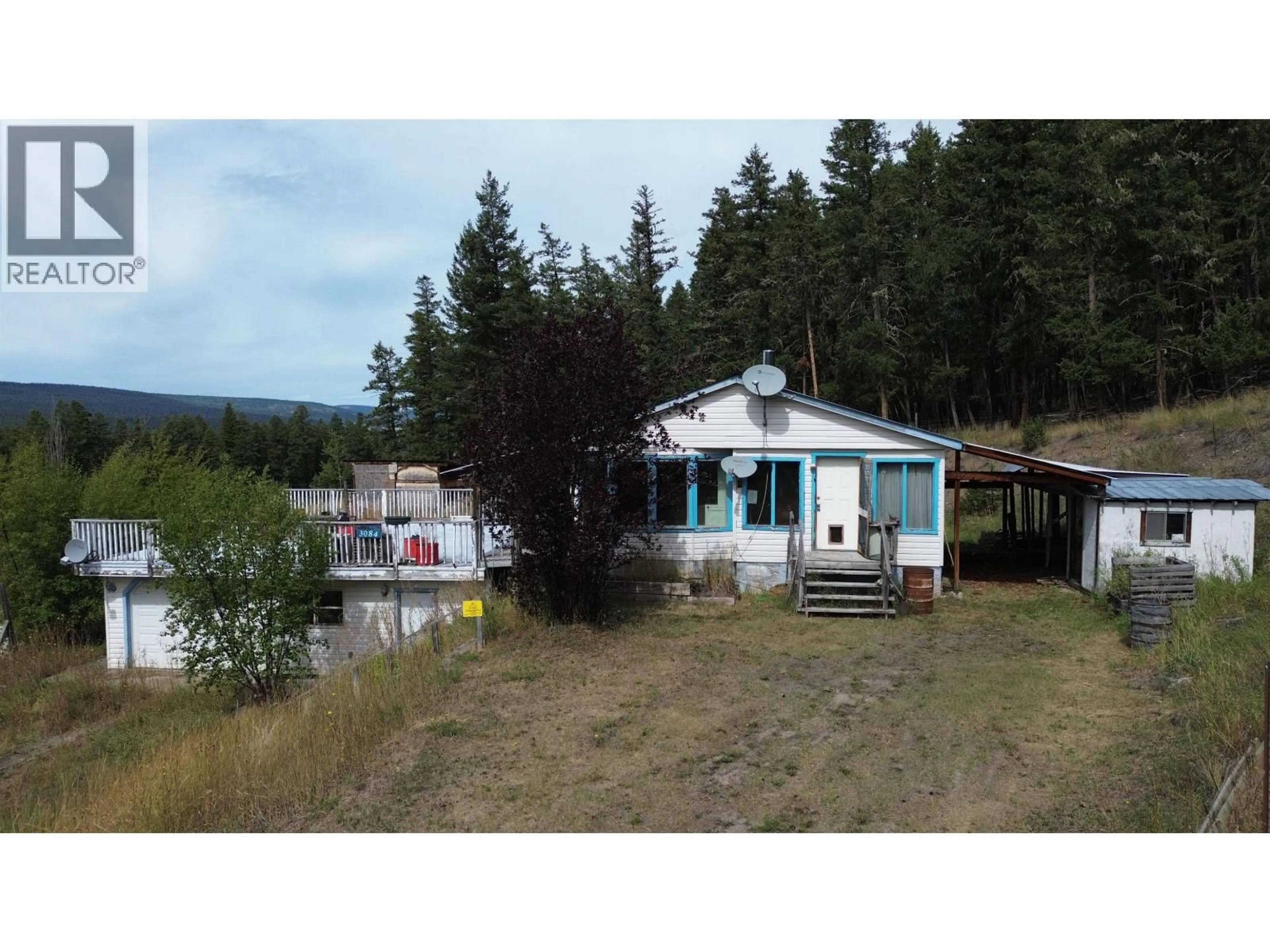 A pic from outside/outdoor area/front of a property/back of a property/a pic from drone, water/lake/river/ocean view for 3084 RODNEY ROAD, Williams Lake British Columbia V0K2G0