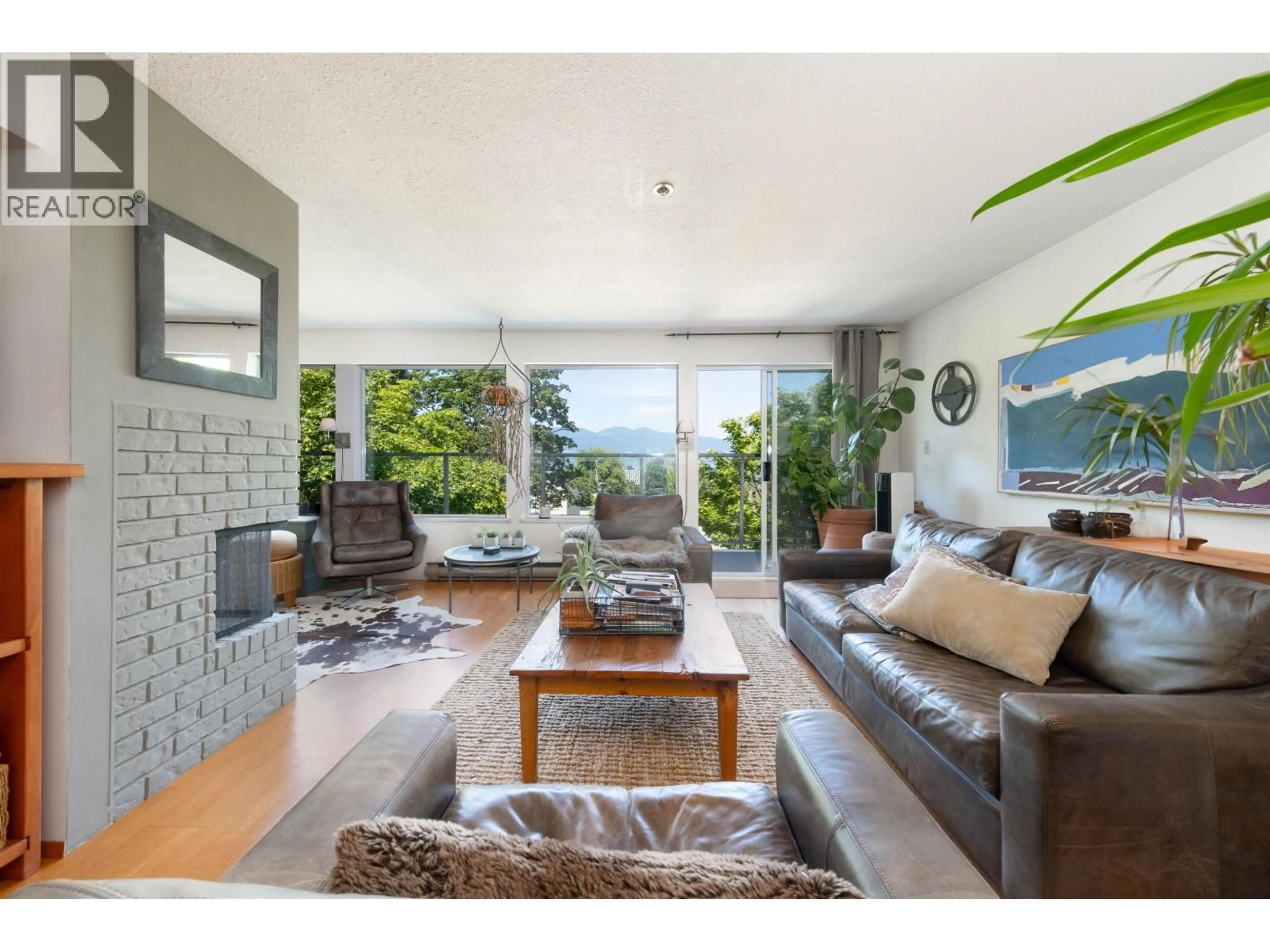 Living room with furniture, unknown for 3645 17TH AVENUE, Vancouver British Columbia V6S1A3