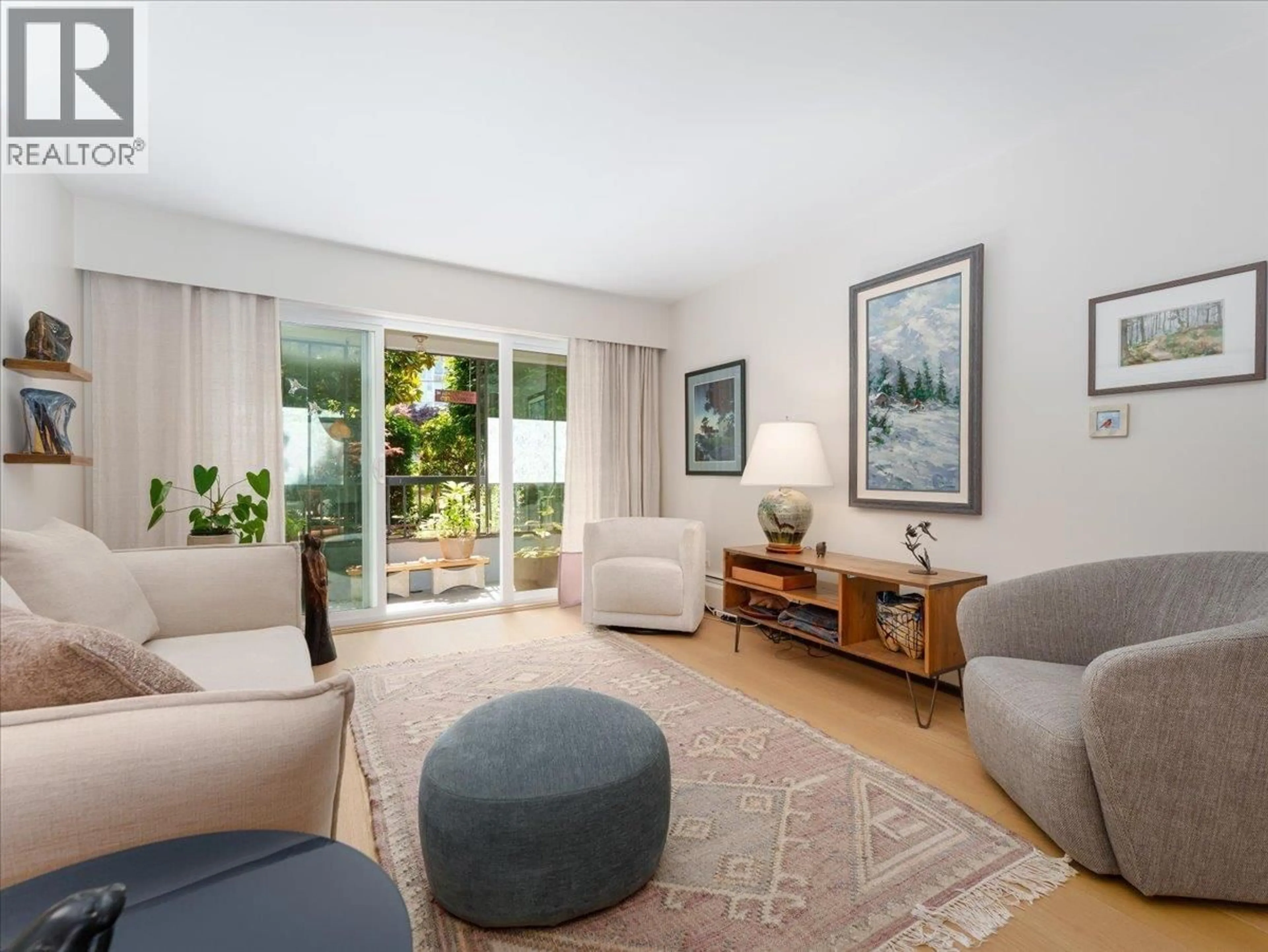 Living room with furniture, unknown for 108 - 3787 4TH AVENUE, Vancouver British Columbia V6R1P4