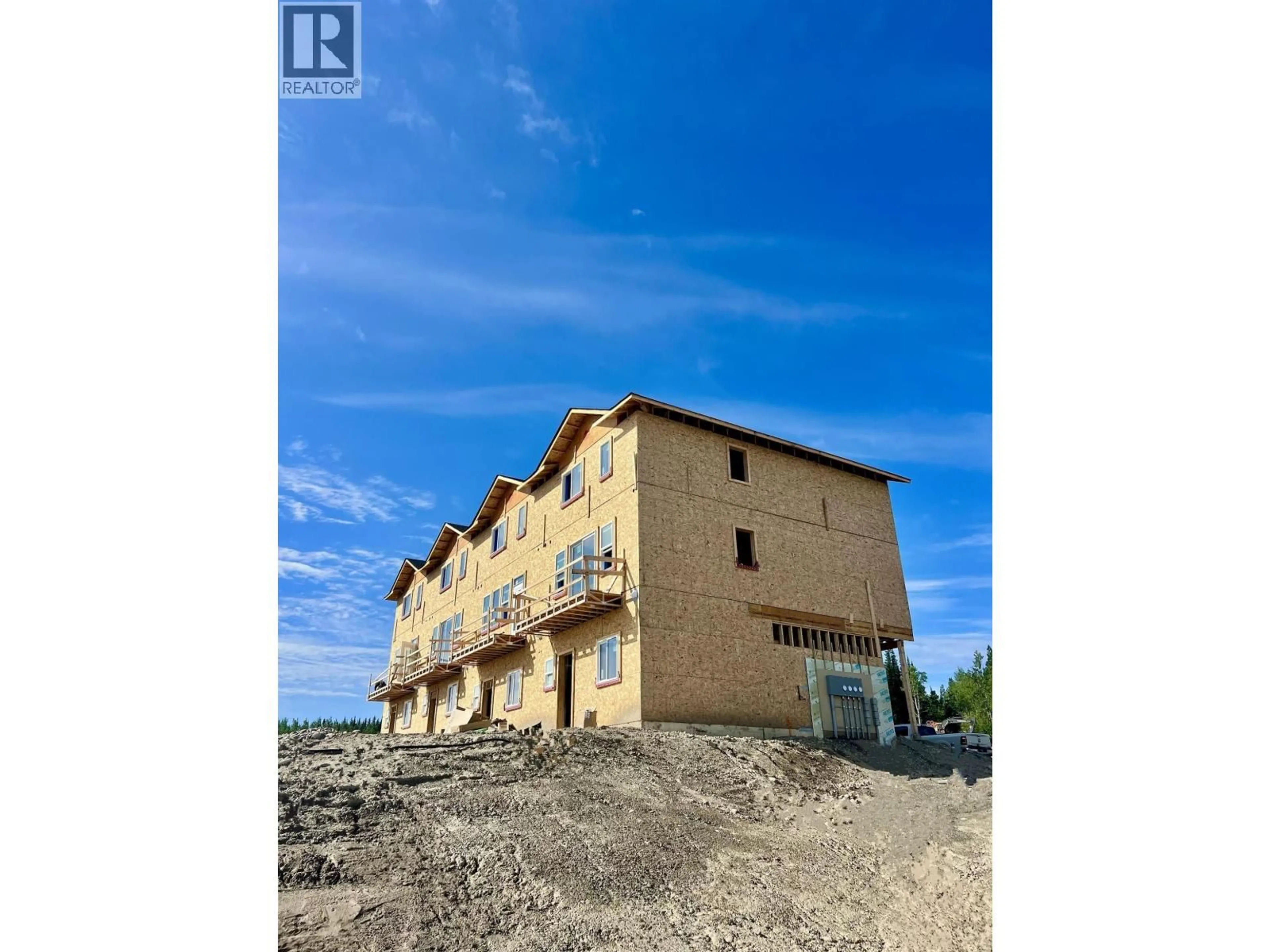 A pic from outside/outdoor area/front of a property/back of a property/a pic from drone, building for 1804 - 7785 SOUTHRIDGE AVENUE, Prince George British Columbia V2N6S4