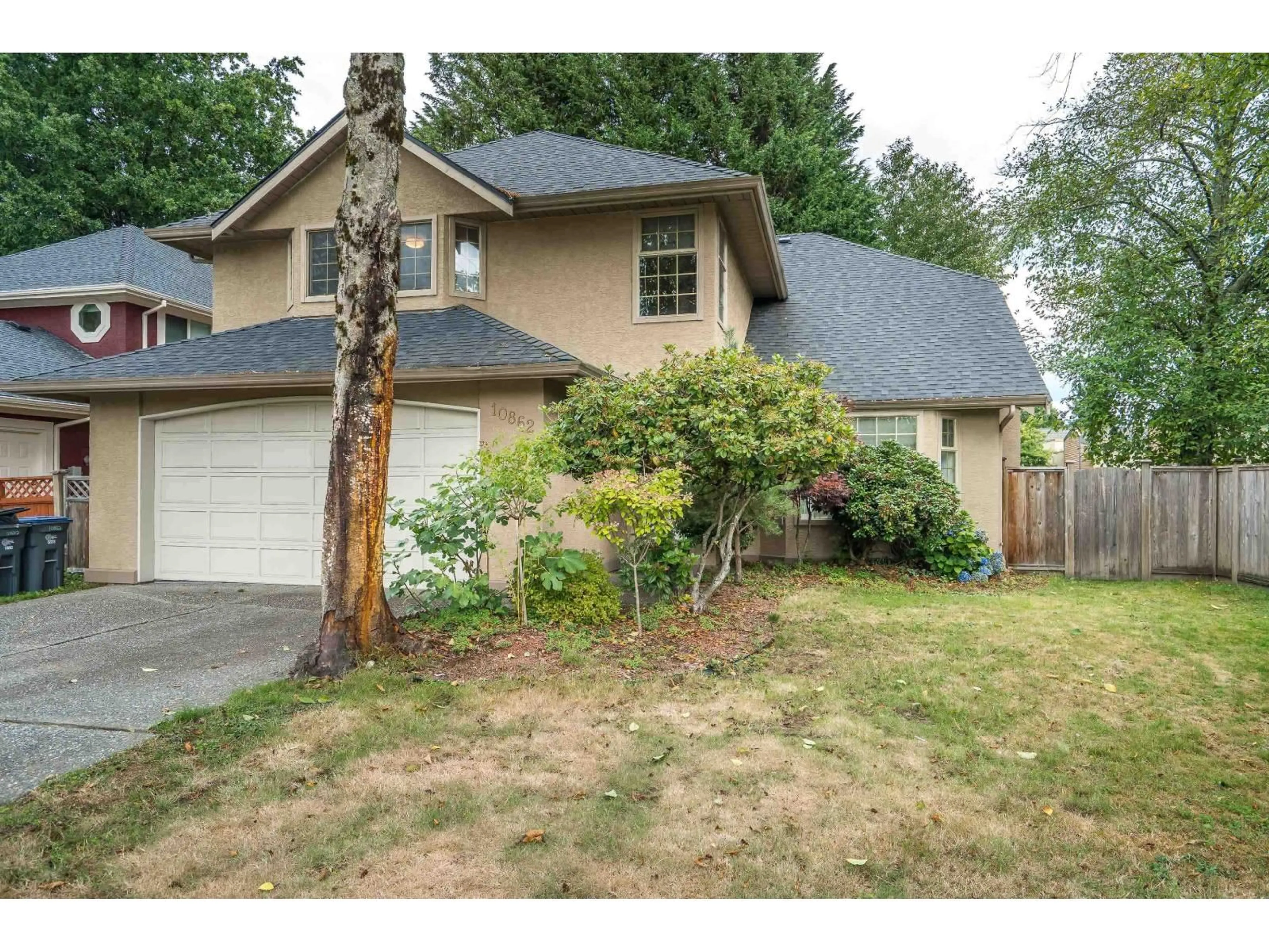 Home with vinyl exterior material, street for 10862 160, Surrey British Columbia V4N1J5