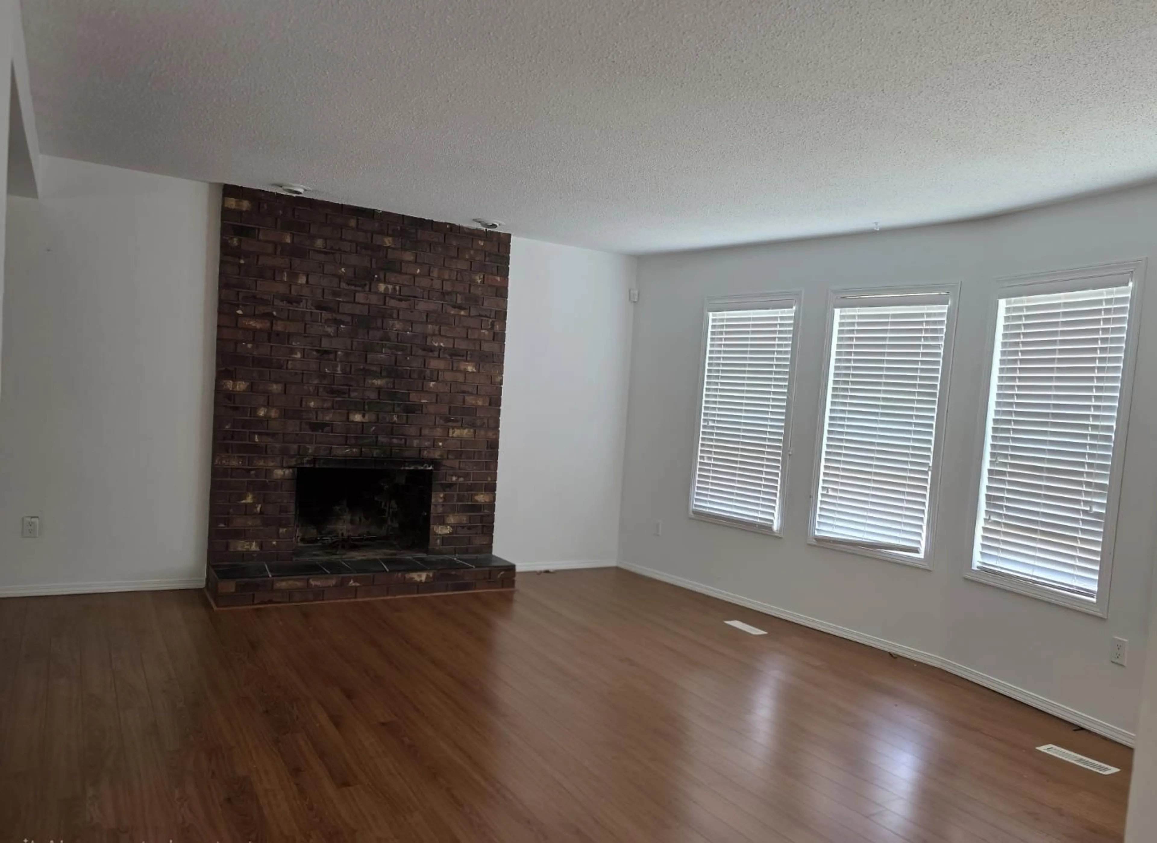 A pic of a room for 3036 MOUAT, Abbotsford British Columbia V2T4E6