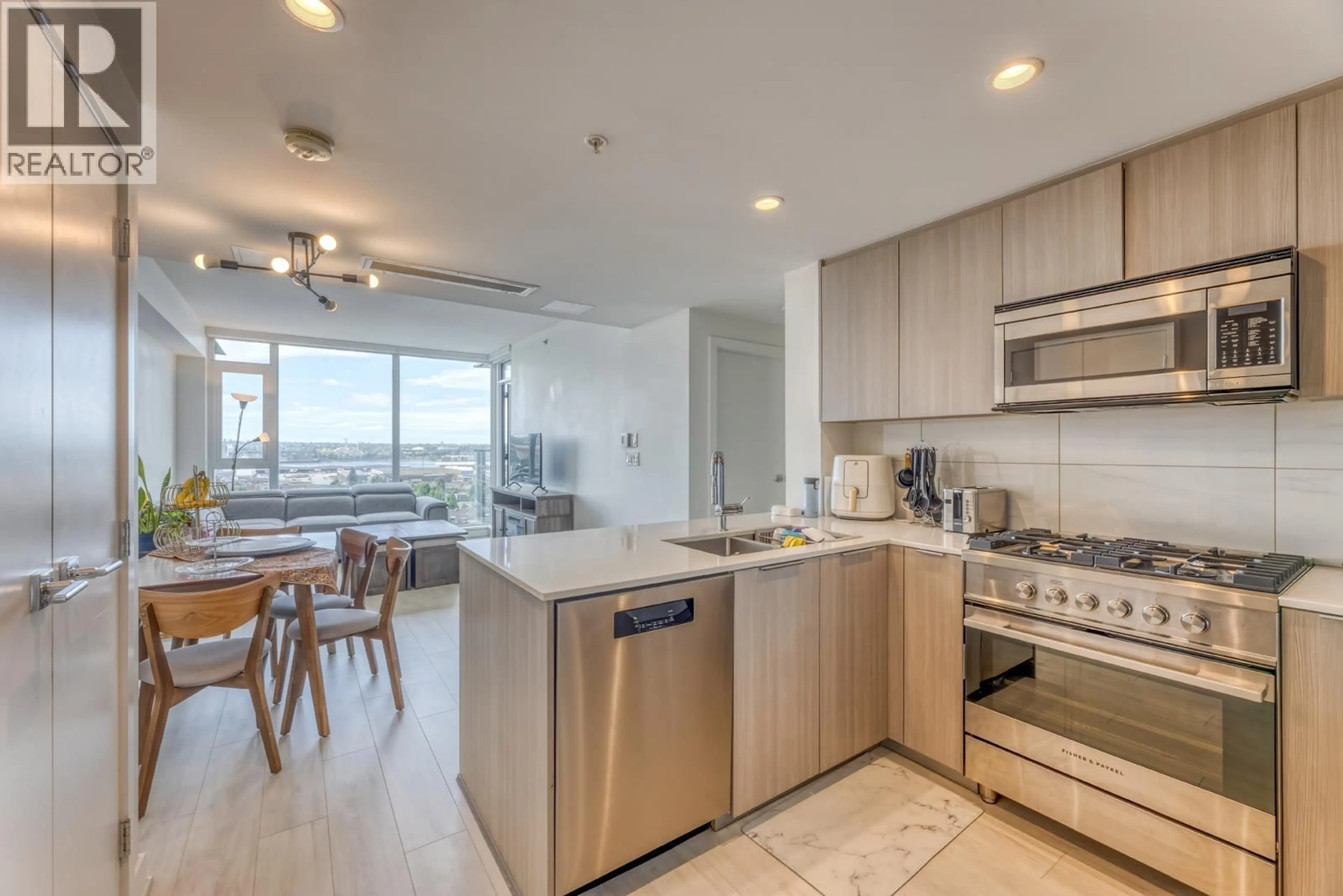 Open concept kitchen, unknown for 1304 - 1471 HUNTER STREET, North Vancouver British Columbia V7J1H3