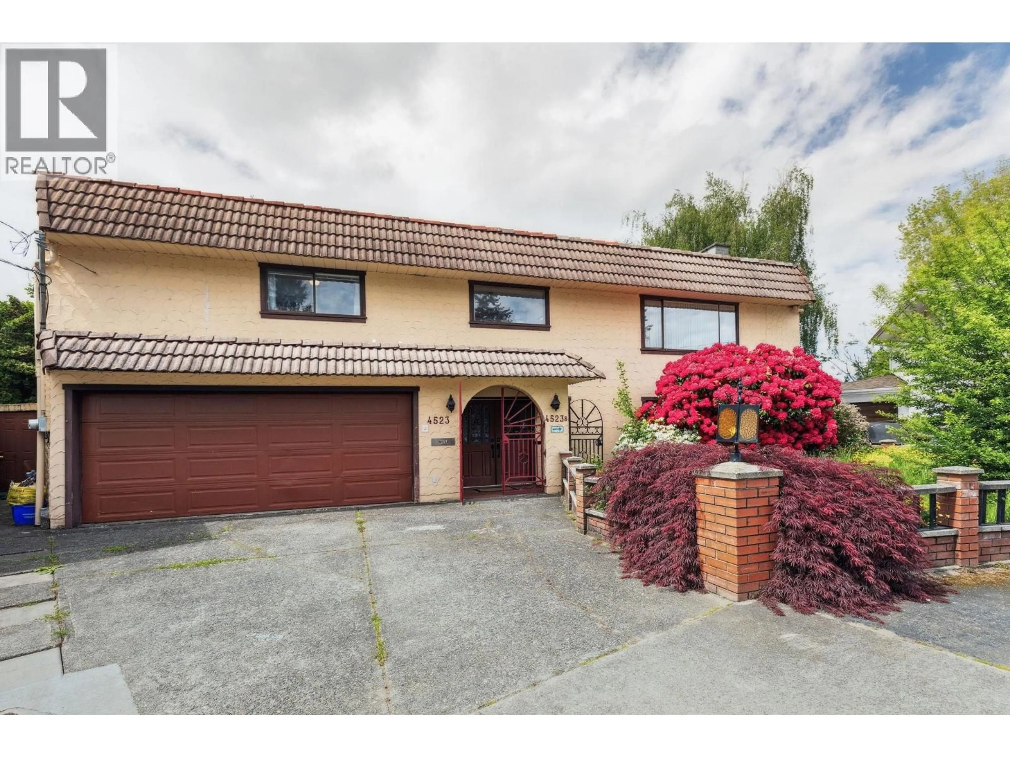 A pic from outside/outdoor area/front of a property/back of a property/a pic from drone, street for 4523 KING EDWARD PLACE, Delta British Columbia V4K2R2