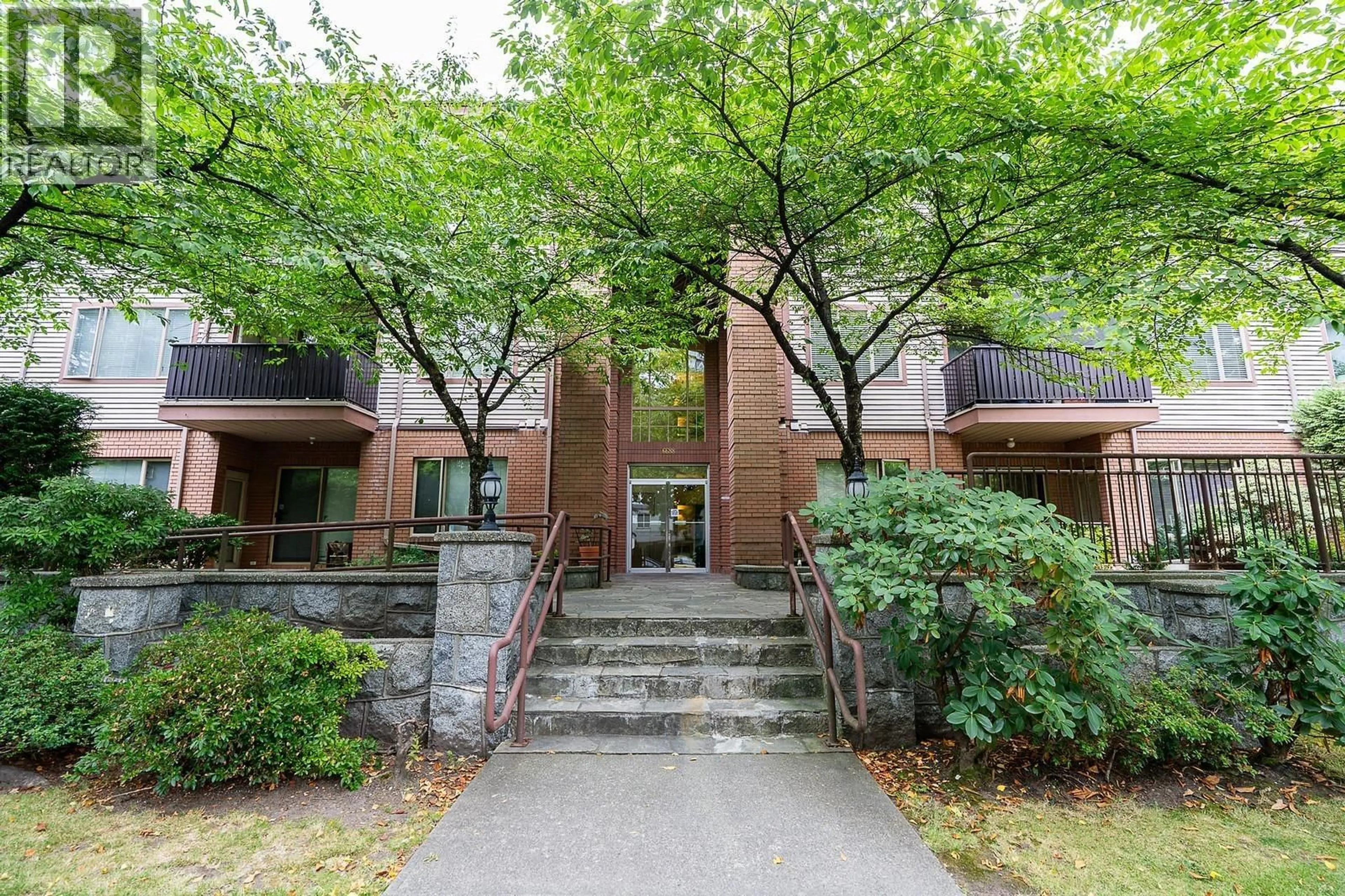 Unknown for 306 - 6688 BURLINGTON AVENUE, Burnaby British Columbia V5H3M9