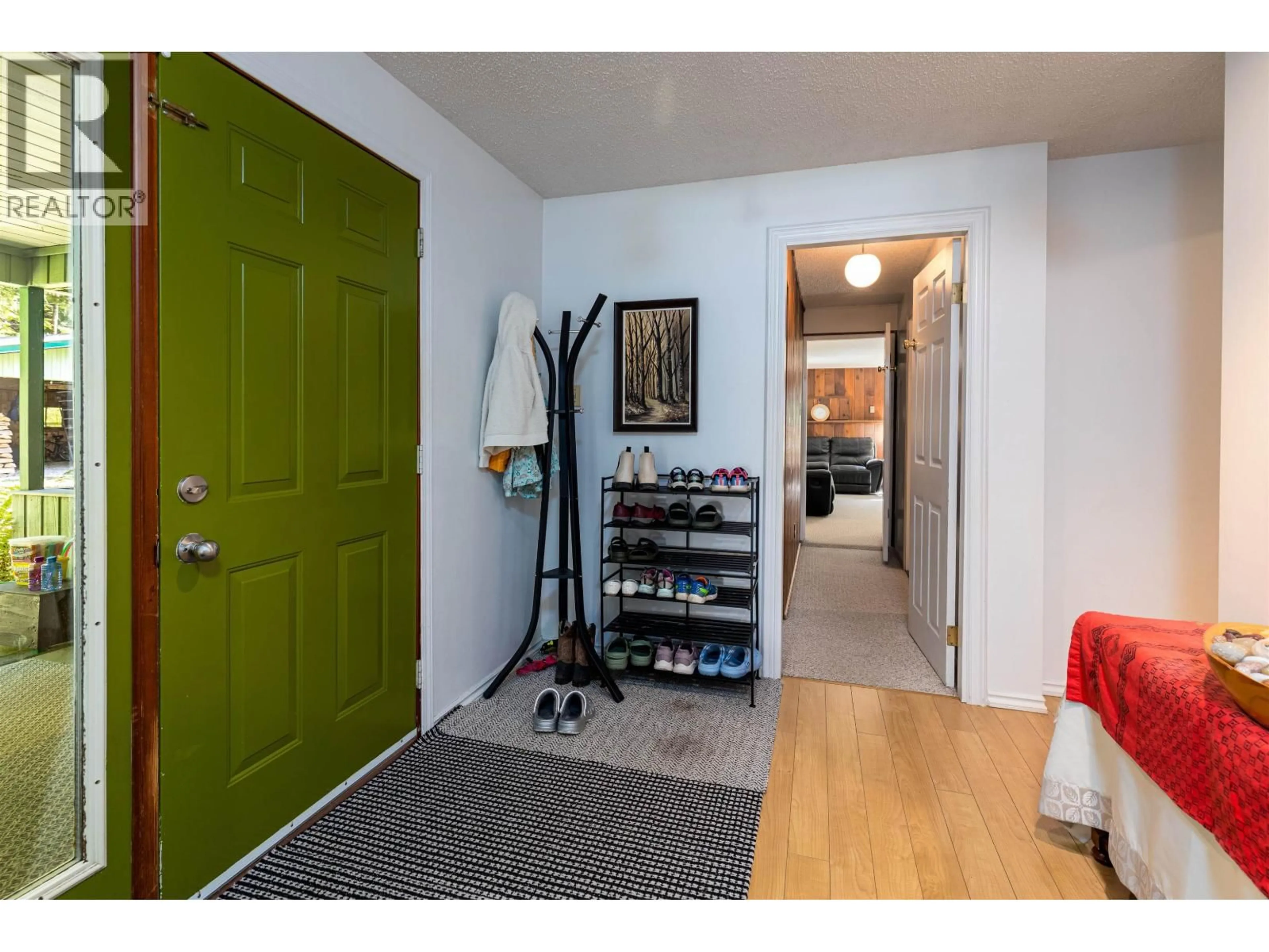 Indoor entryway for 2178 GRANDVIEW DRIVE, Terrace British Columbia V8G0A8