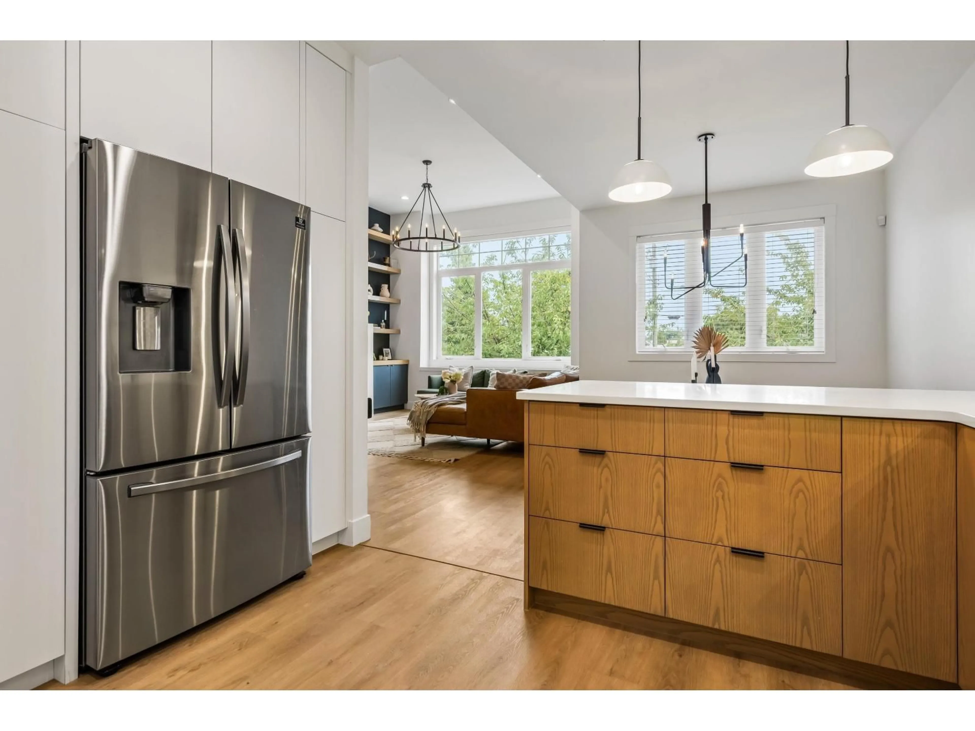 Open concept kitchen, wood/laminate floor for 6389 REID ROAD, Chilliwack British Columbia V2R1T9