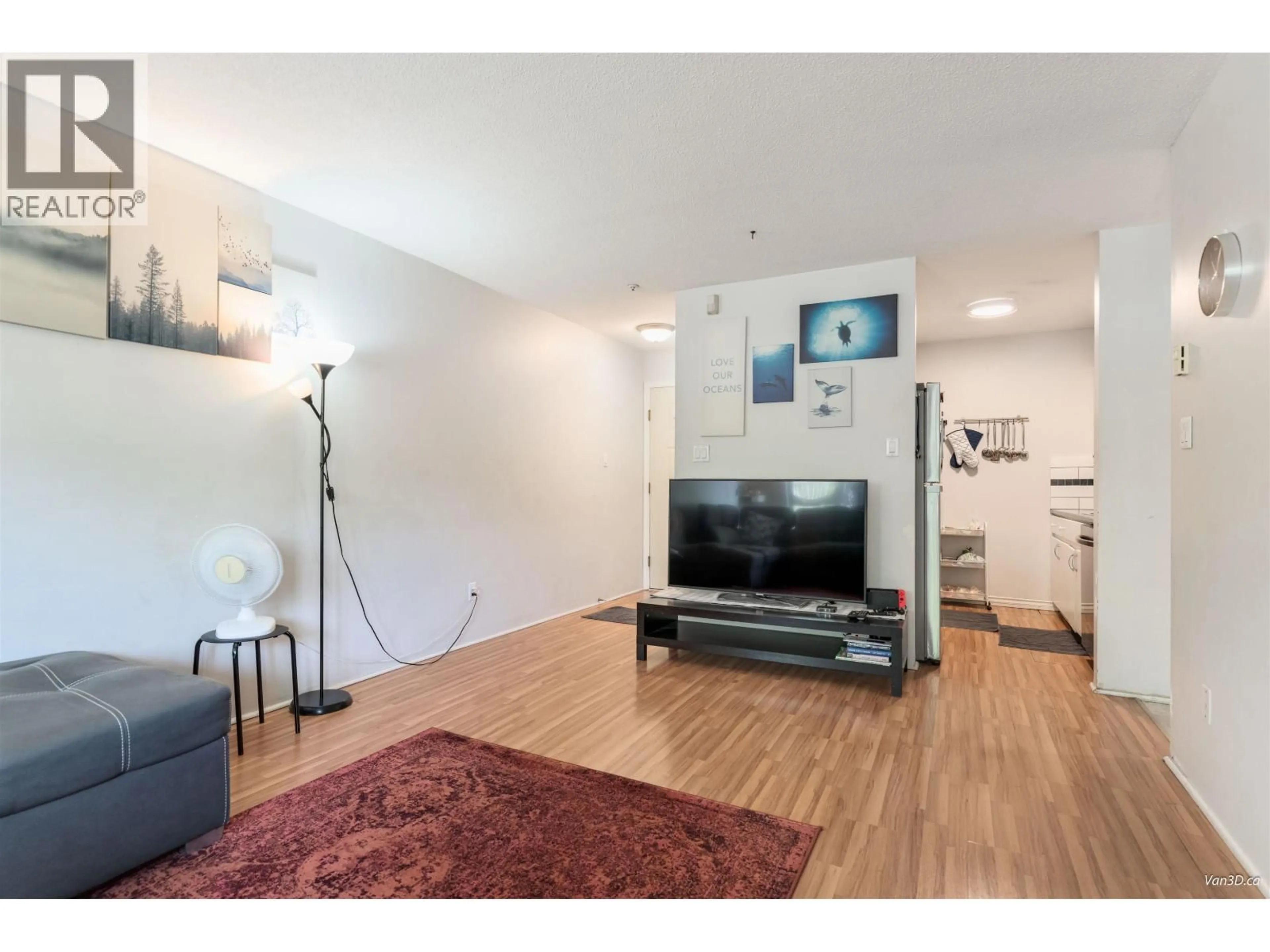 Unknown for 102 - 3480 YARDLEY AVENUE, Vancouver British Columbia V5R6B3