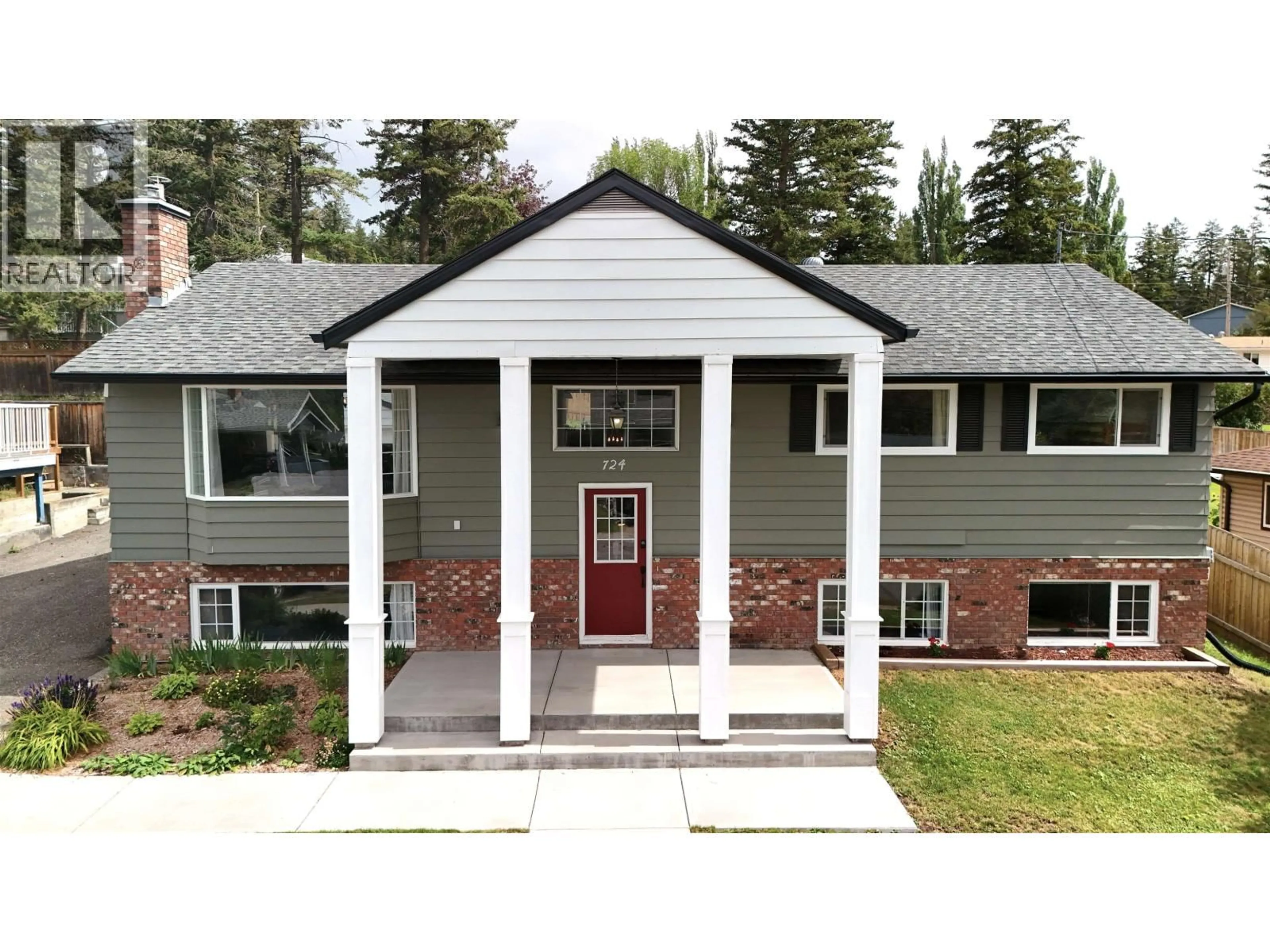 Home with vinyl exterior material, unknown for 724 PIGEON DRIVE, Williams Lake British Columbia V2G2B3