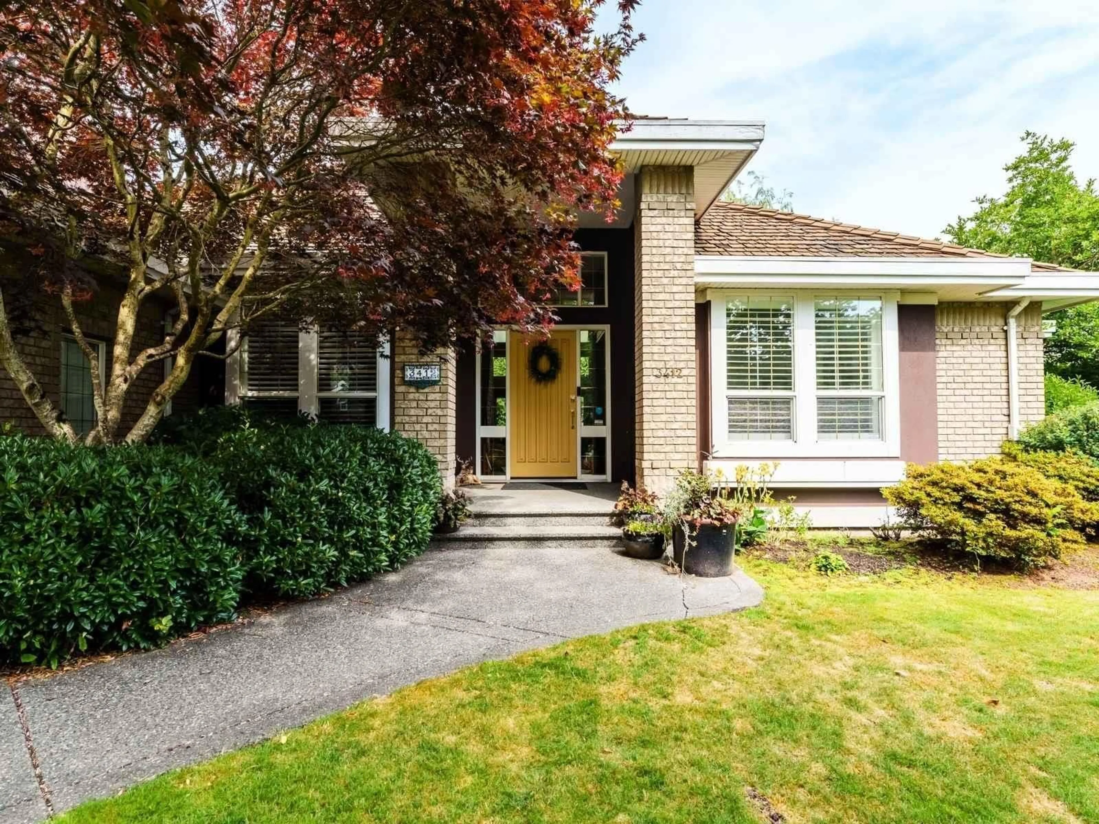 Home with brick exterior material, street for 3412 CANTERBURY, Surrey British Columbia V3Z0G8
