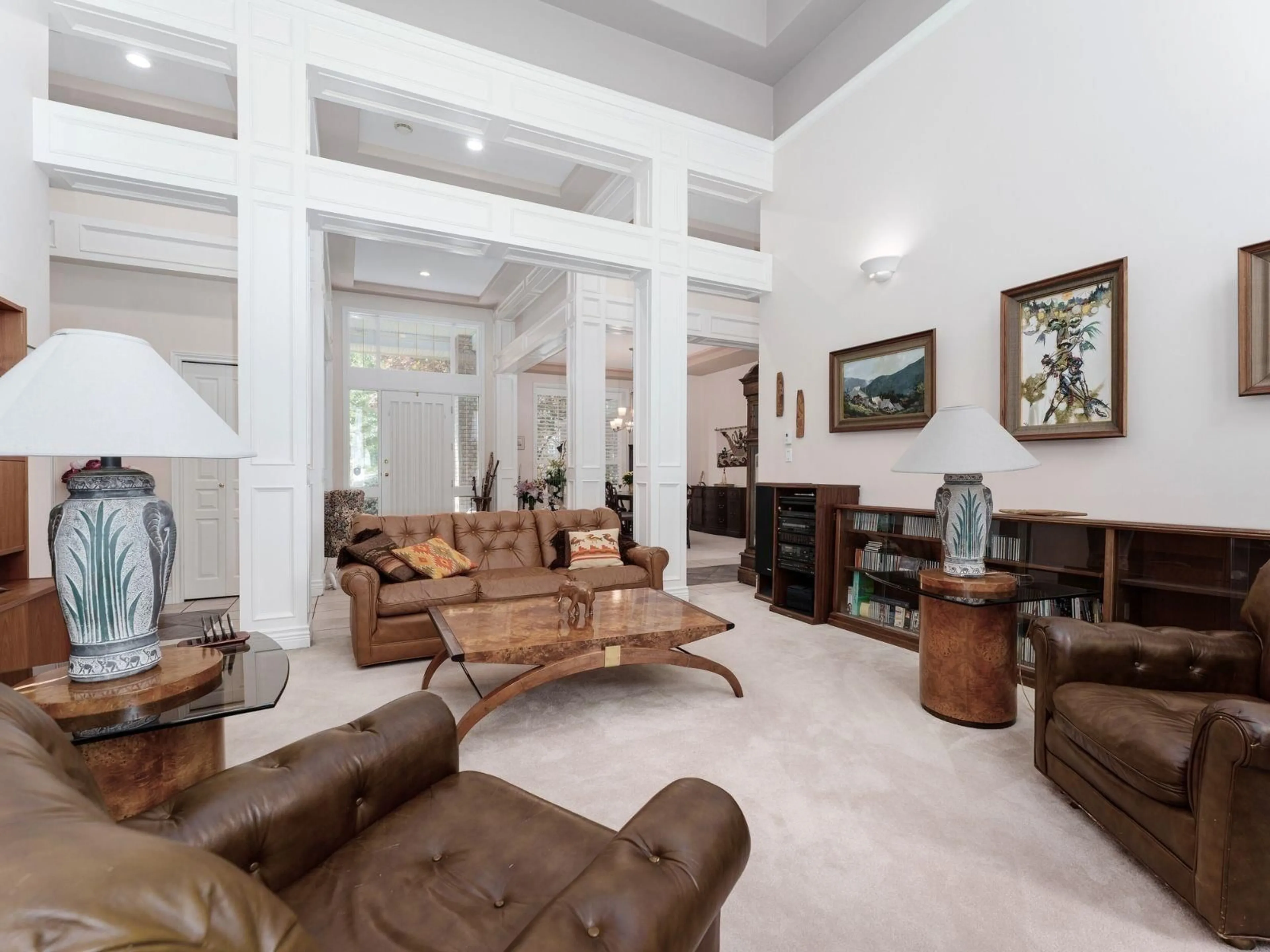 Lobby for 3412 CANTERBURY, Surrey British Columbia V3Z0G8