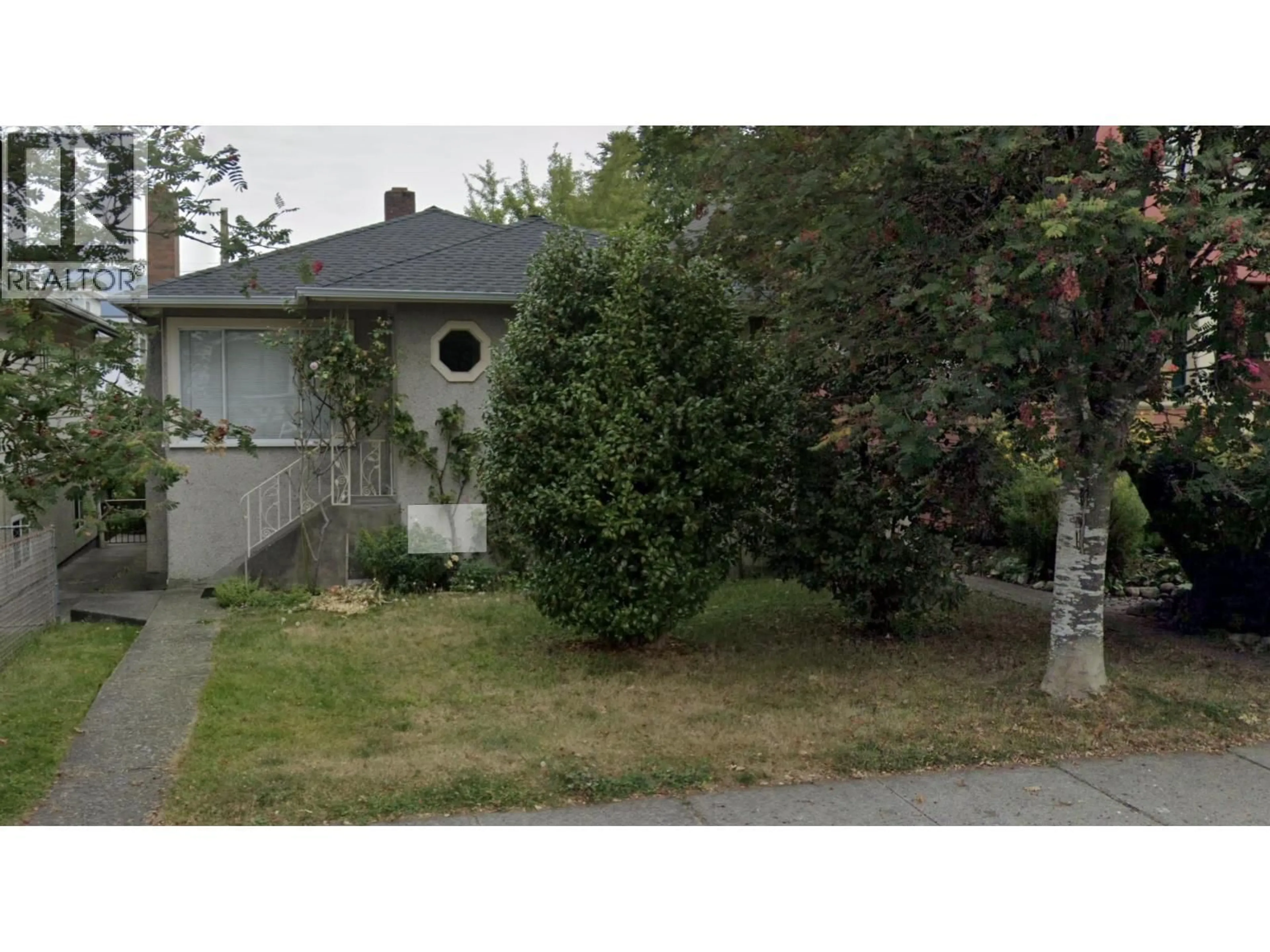 Shed for 2423 FRANKLIN STREET, Vancouver British Columbia V5K1X3