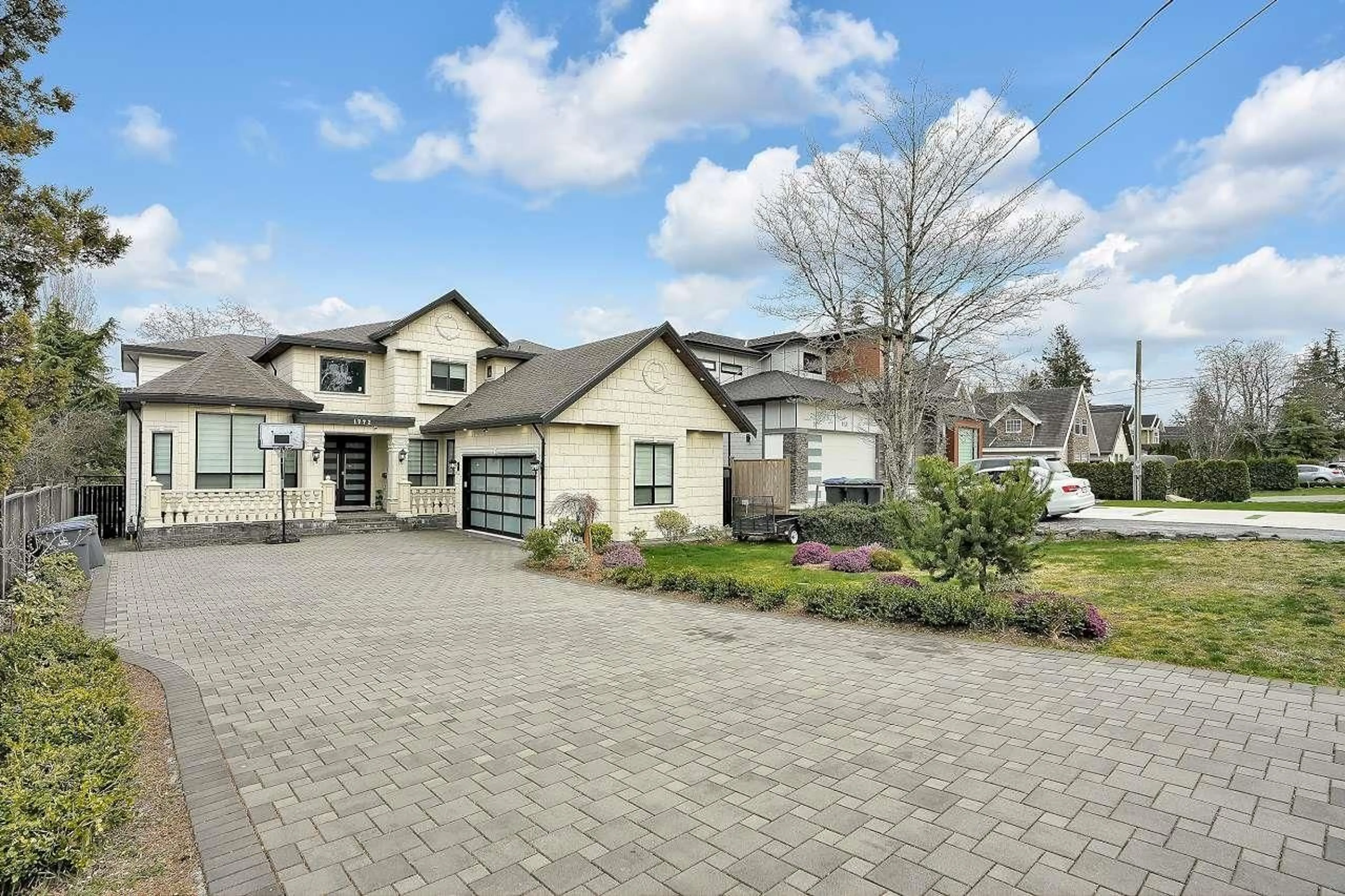 A pic from outside/outdoor area/front of a property/back of a property/a pic from drone, street for 1772 156A, Surrey British Columbia V4A4W1