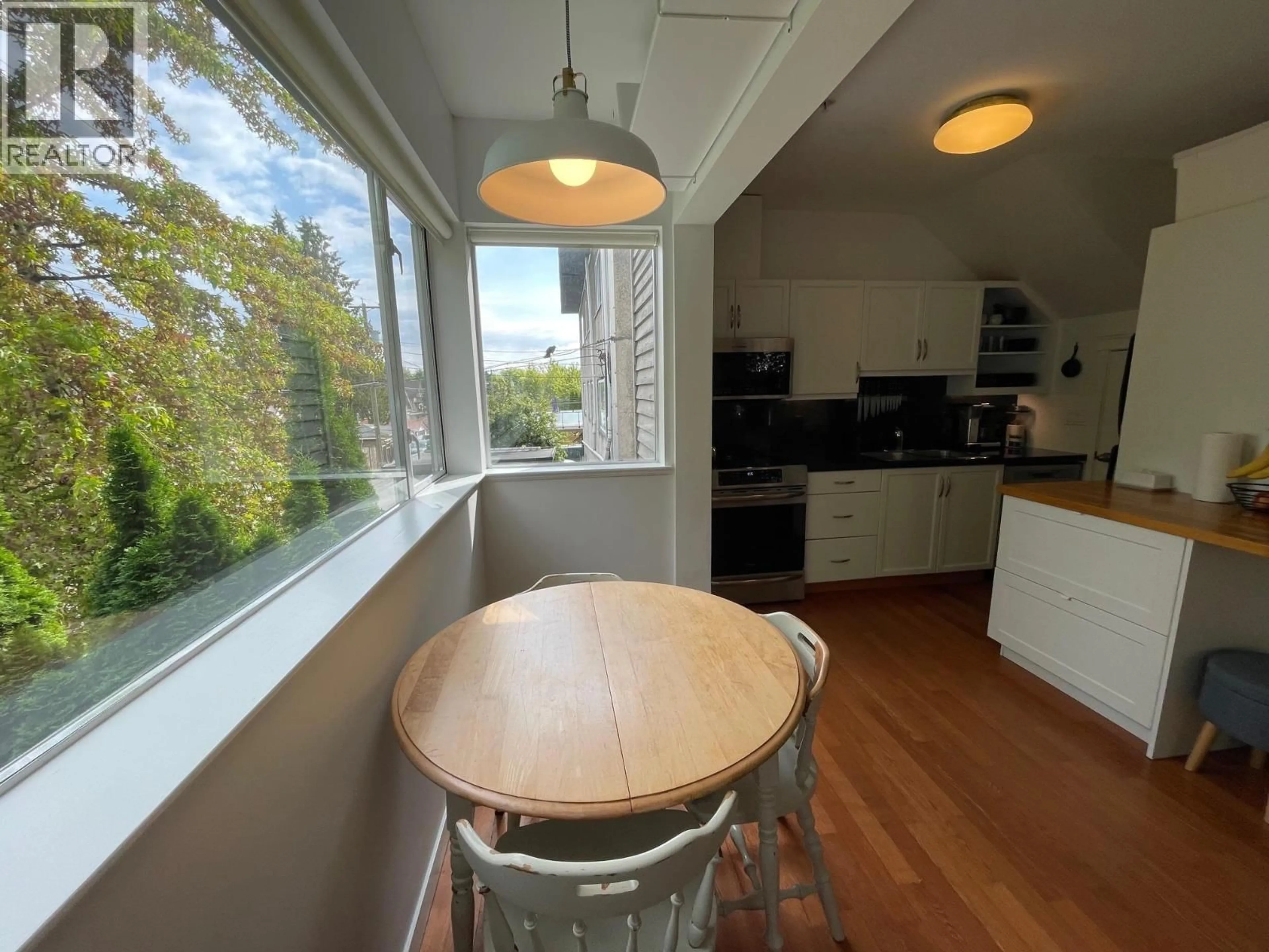 Unknown for 3550 OAK STREET, Vancouver British Columbia V6H4H8