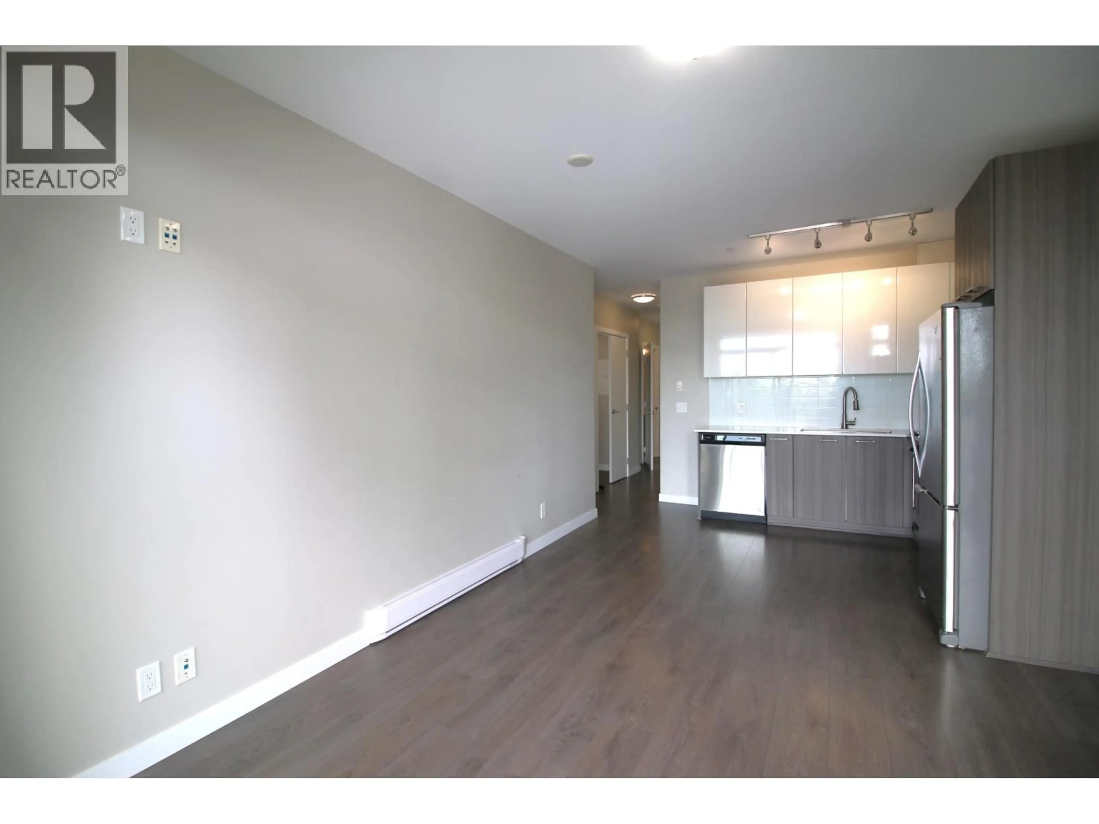 A pic of a room for 306 - 6555 VICTORIA DRIVE, Vancouver British Columbia V5P3X8